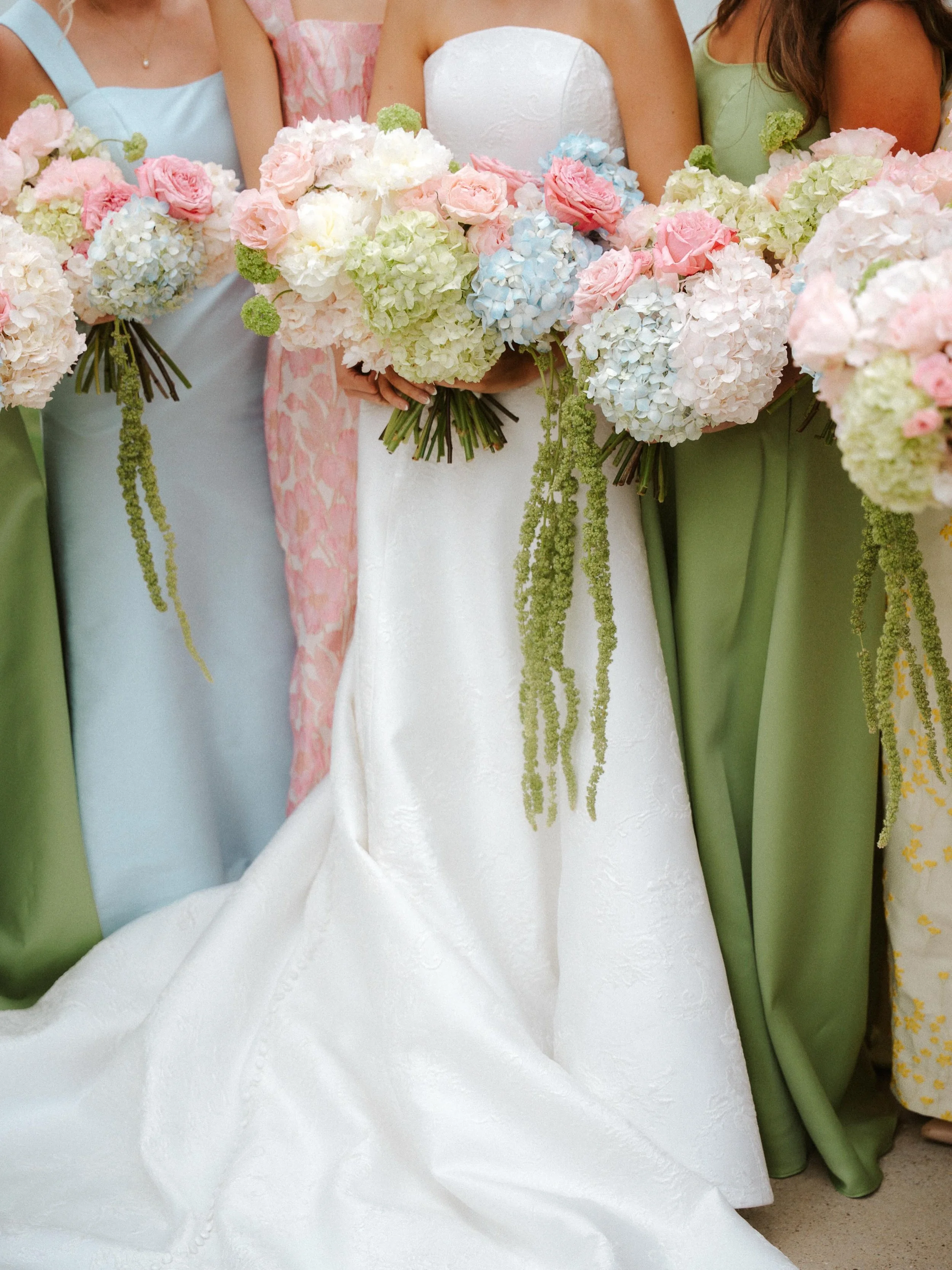 The Coleman wedding was bursting with color, and we wouldn&rsquo;t have had it any other way 🌷🦋✨🌸

Vendor Team
Planning &amp; design: @lovemadeweddings 
Photo: @katesummersphoto 
Video: @crossfilms 
Florals: @caliandbloom 
Rentals &amp; draping: @