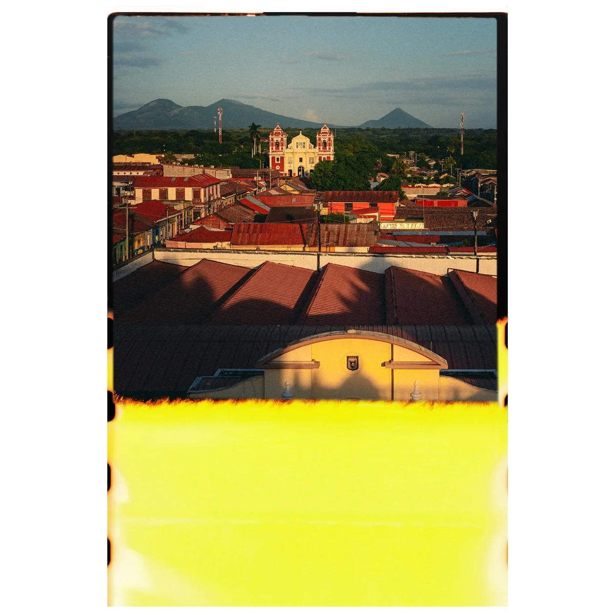 Film_Nicaragua_Church_Burn.jpg