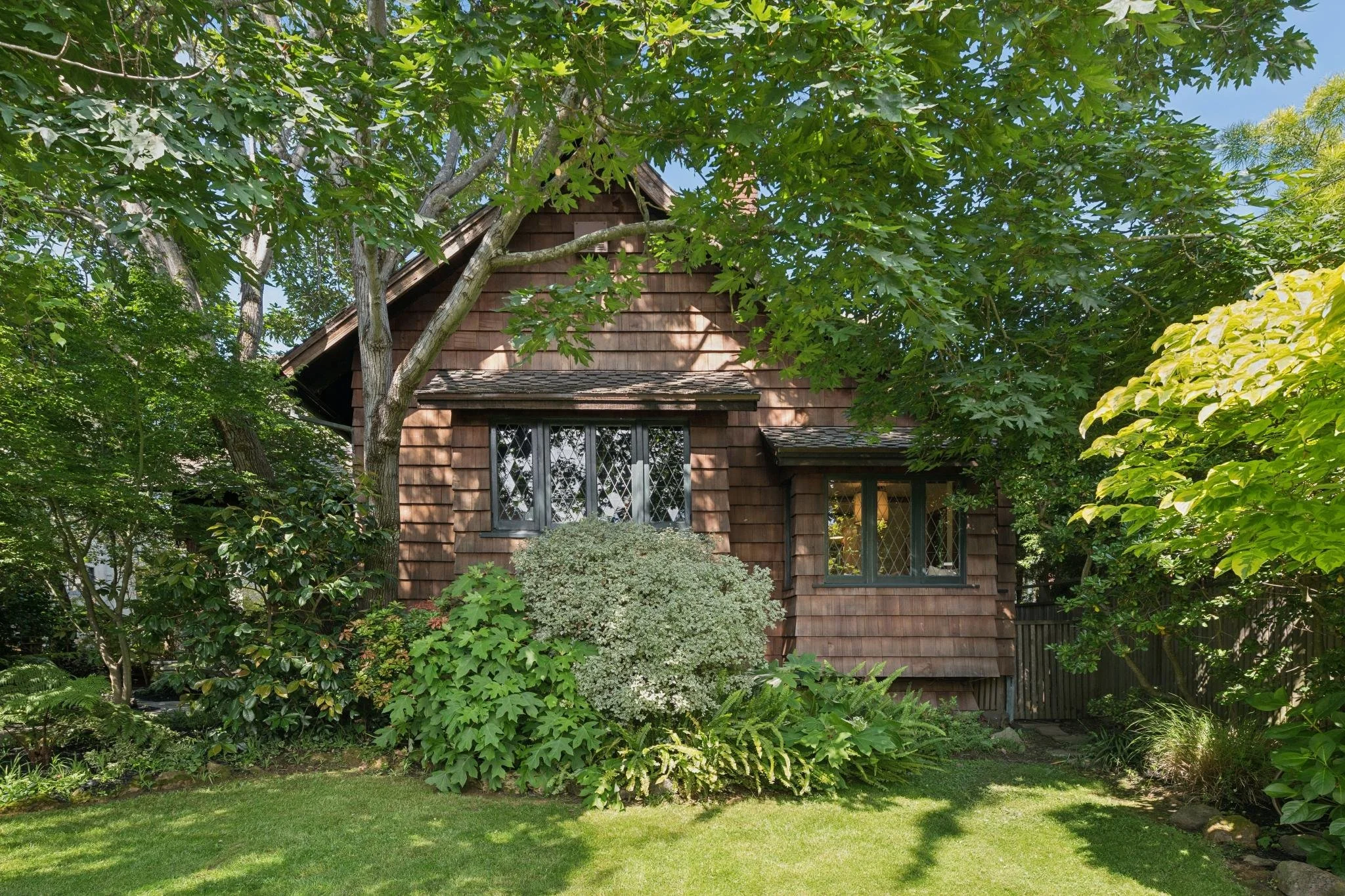 17 Eucalyptus Rd, Berkeley - List Price $2,495,000