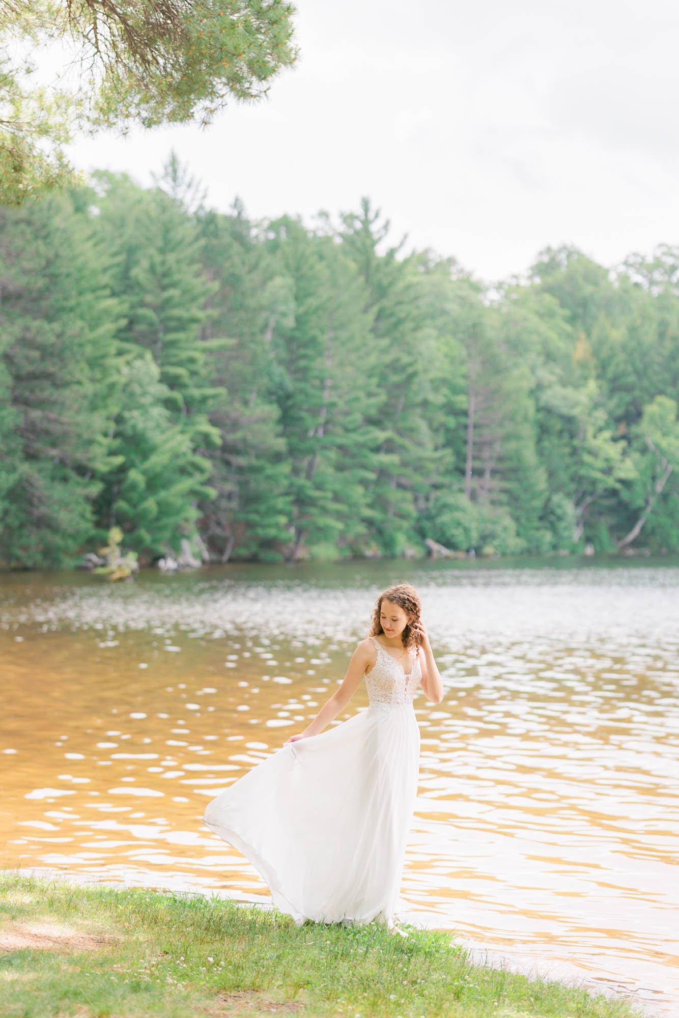 jessica-kovach-photography-lakeside-wisconsin-small-and-intimate-wedding-elopement-with-friends-and-family-239.jpg