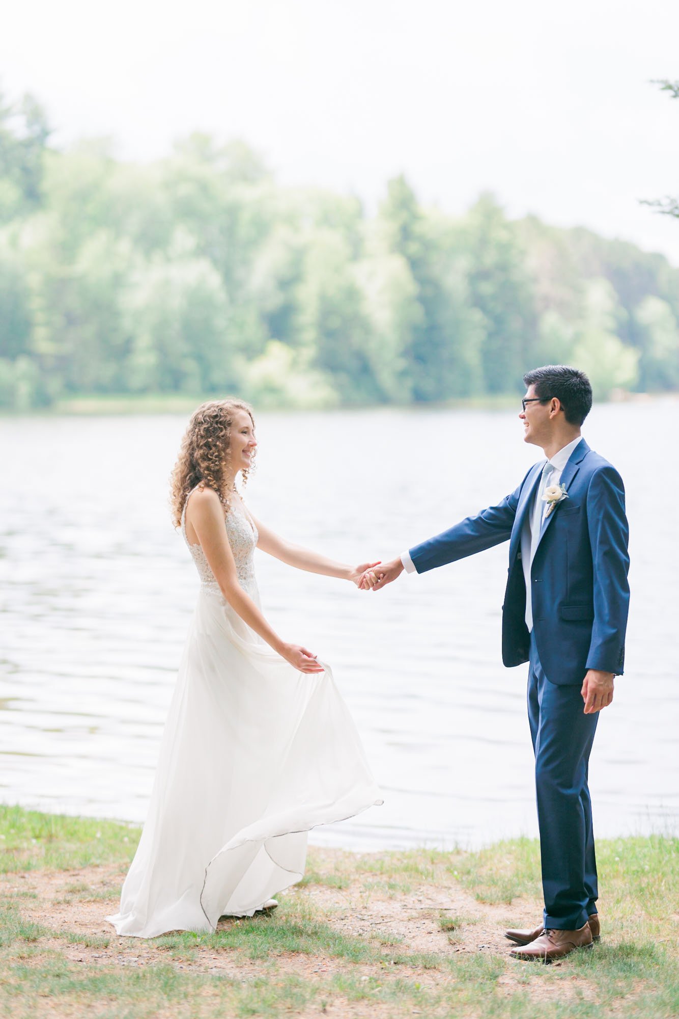jessica-kovach-photography-lakeside-wisconsin-small-and-intimate-wedding-elopement-with-friends-and-family-184.jpg