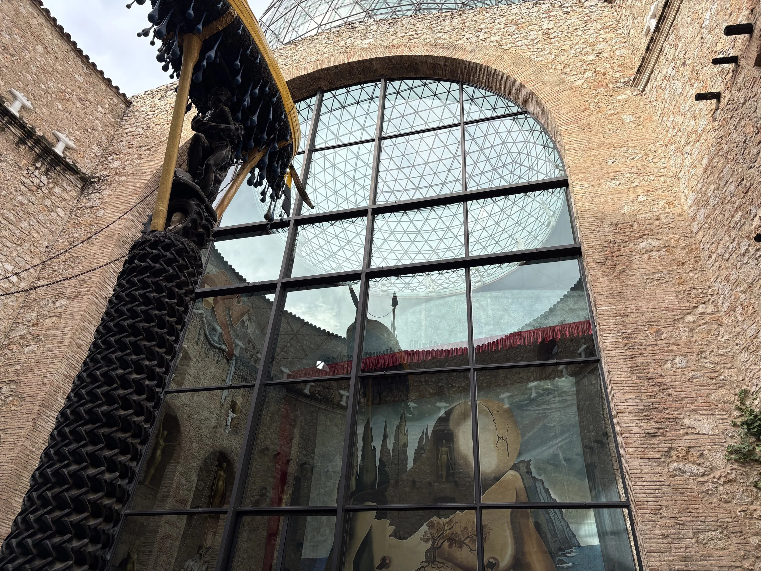 Theatre Musee Dali.jpg