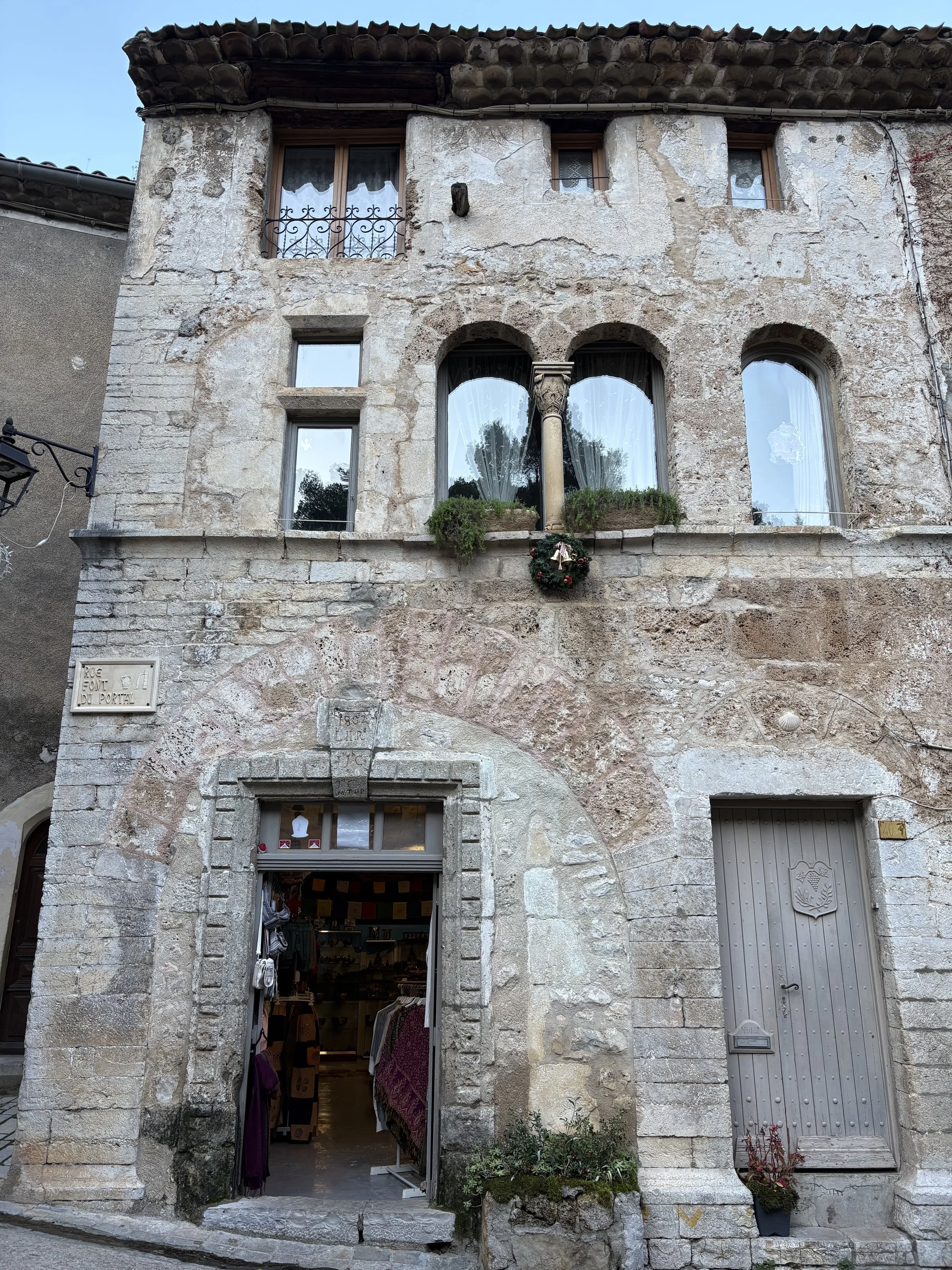 St Guilhem le Desert.jpg