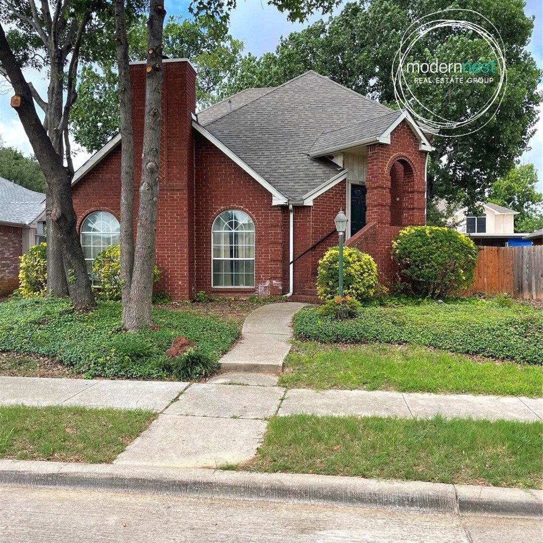 🏡UNDER CONTRACT in Lewisville!🏡

We're so excited for our client - he's a first time home buyer who was ready to make the leap into home ownership! 

This buyer was referred to us by a past client which is the ULTIMATE compliment. Working with peop