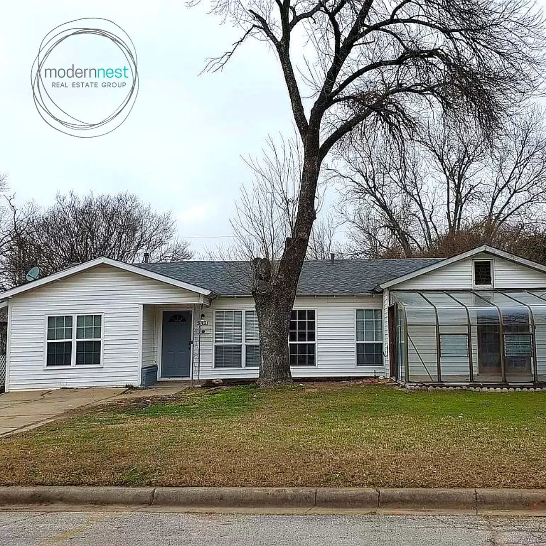 🏡SOLD in Haltom City🏡

Congrats to our buyers on the purchase of their first home! This family just found out they're expecting a baby boy, and we are so grateful to have helped them find a home for their growing family!🤗

We're also incredibly th