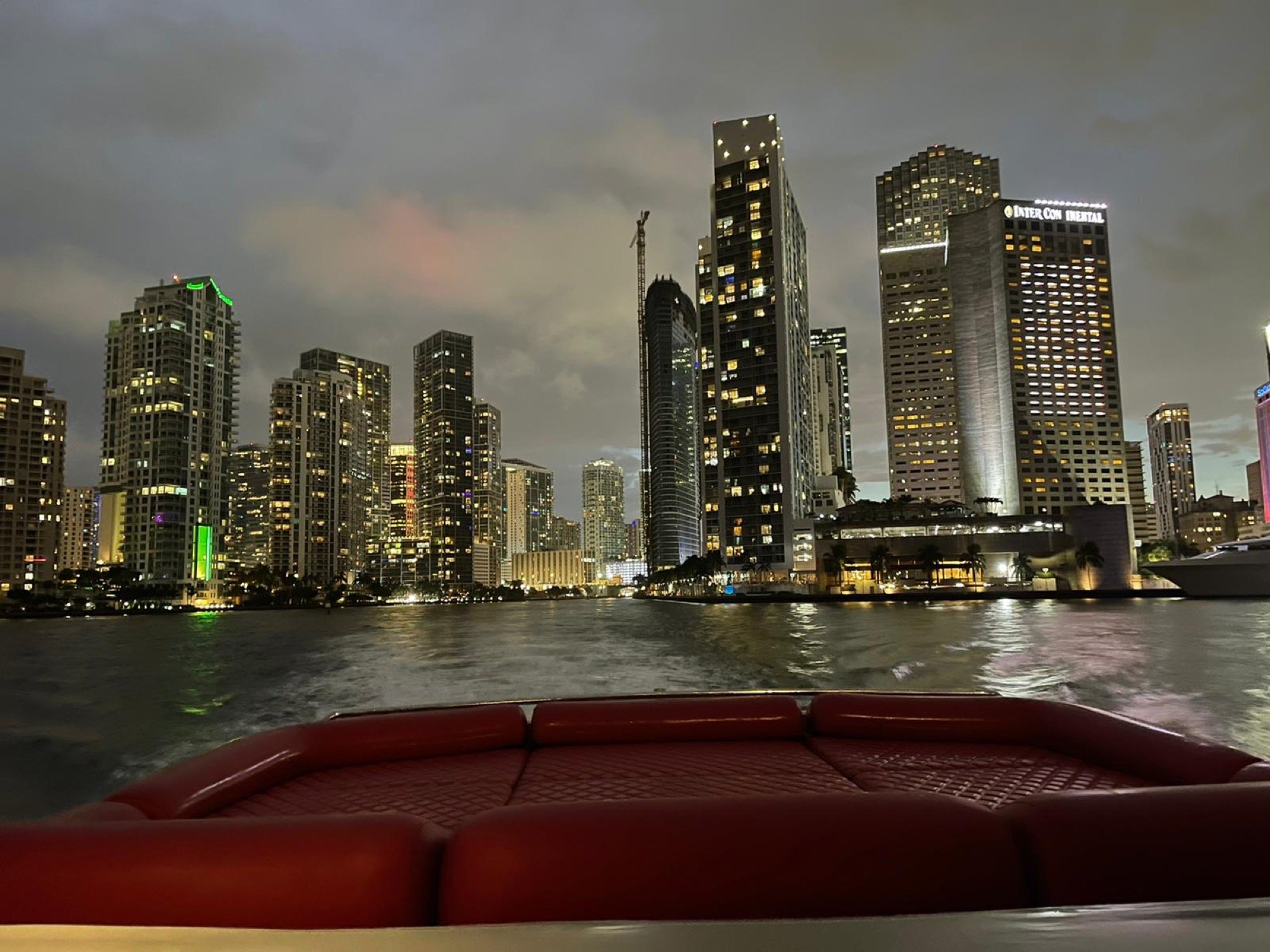 Miami_Yachting_Company_90_Pershing63.jpg