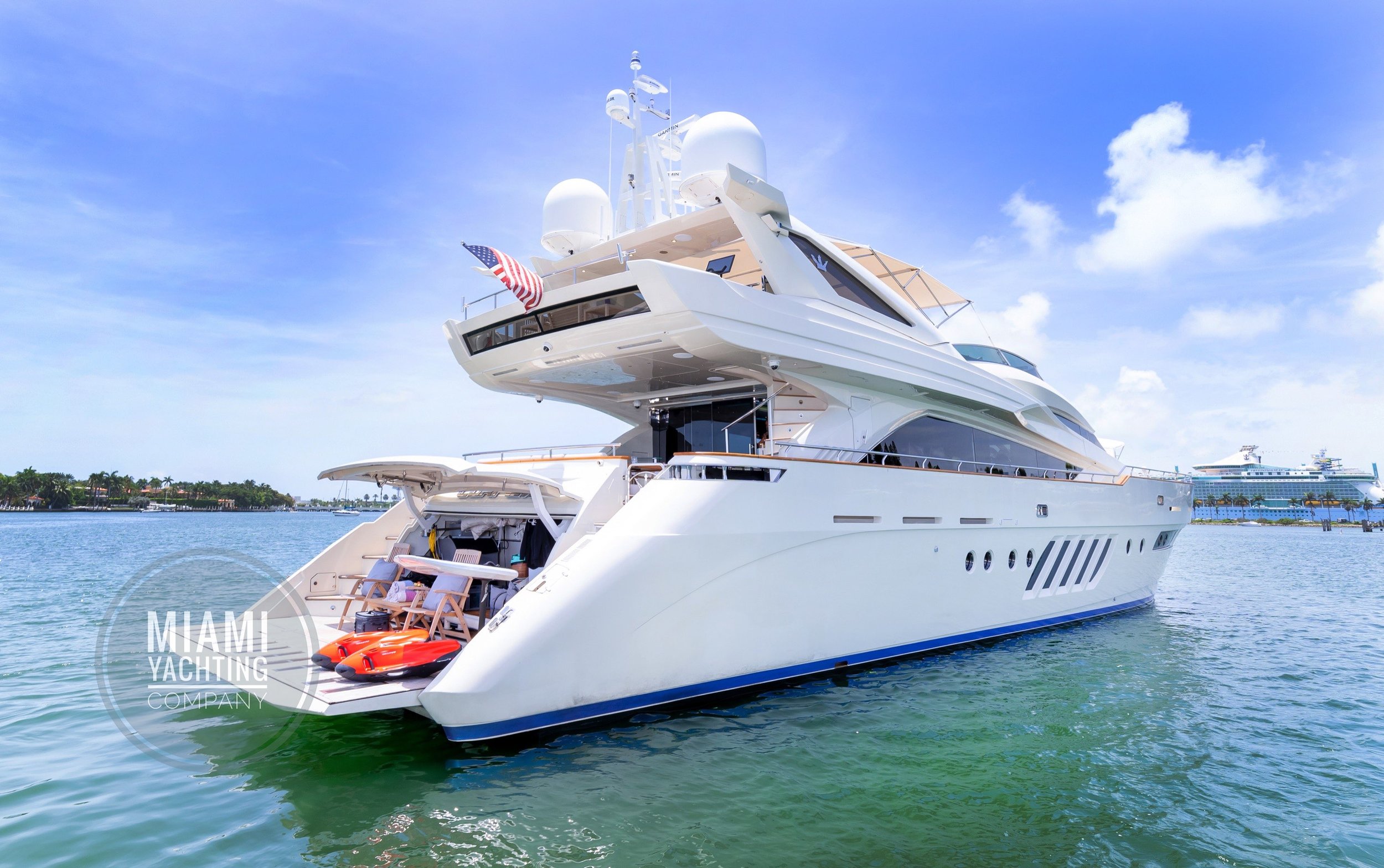 Miami_Yachting_Company_100_Dominator2.jpg