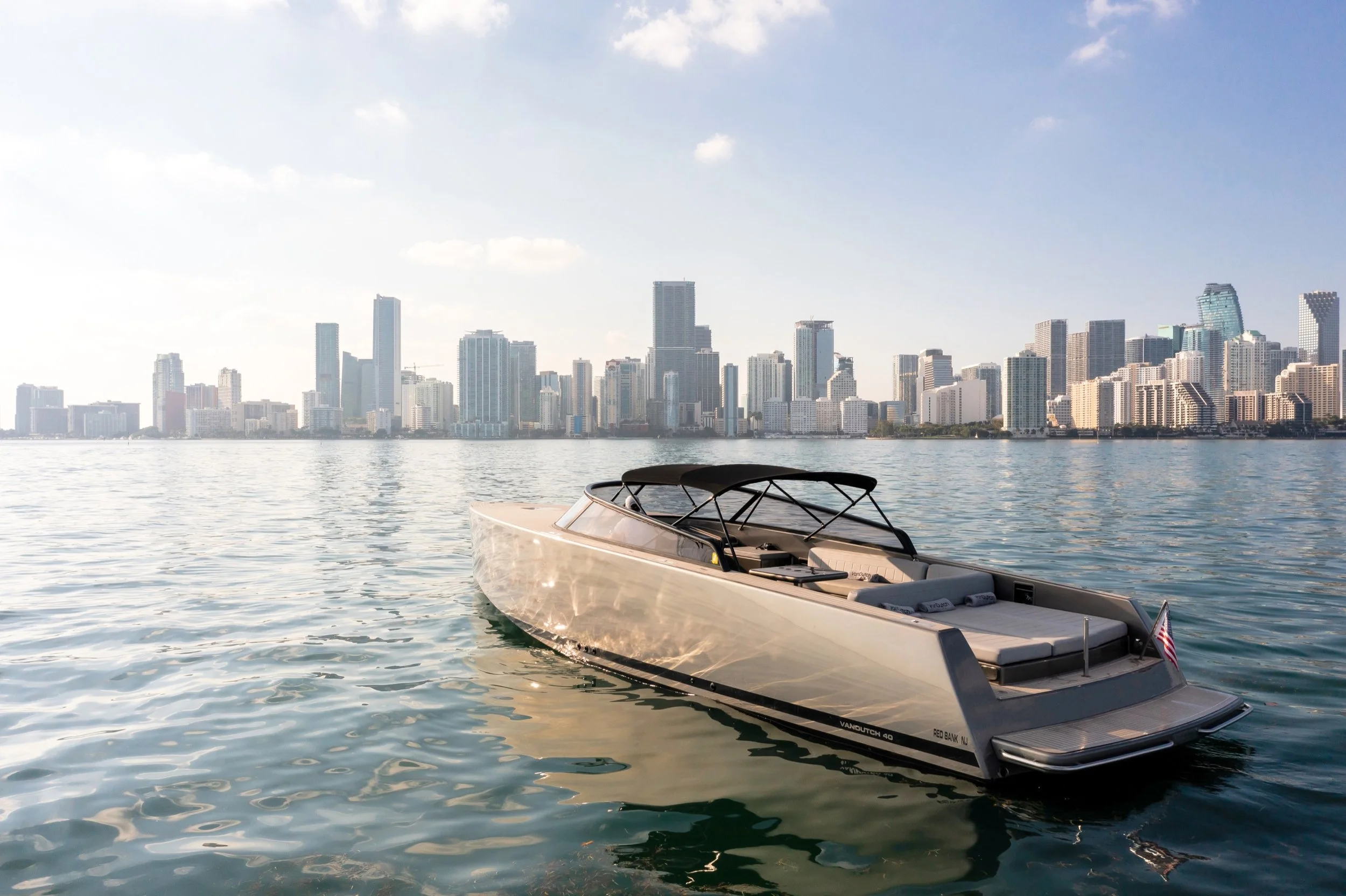 Miami_Yachting_Company_40_Van_Dutch_Shadow12.jpg