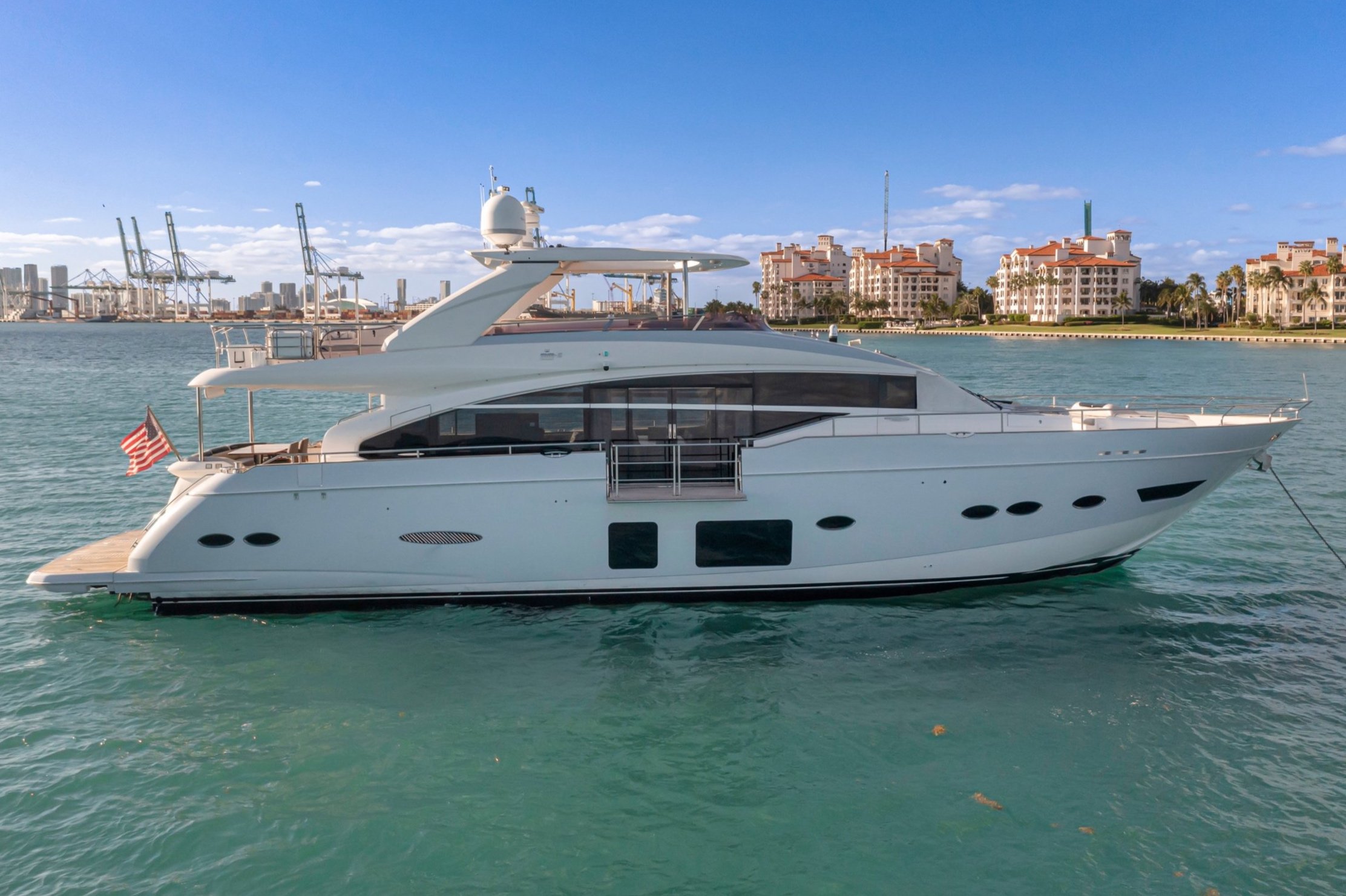 88 ft Princess | From $6300 | 13 guest max