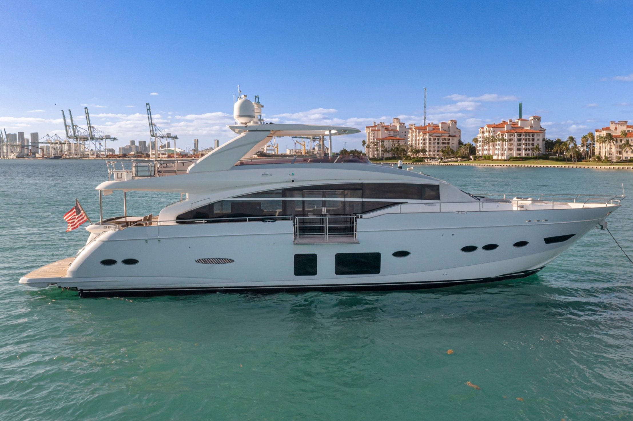 88 ft Princess | From $6300 | 13 guest max