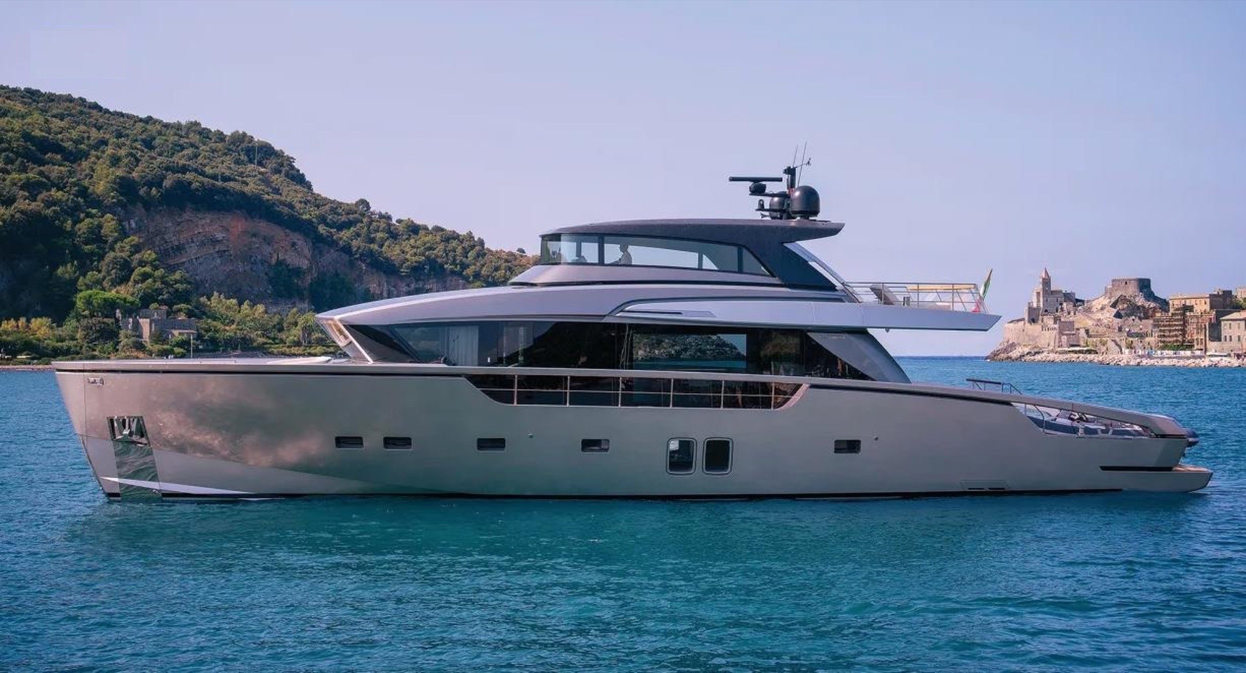 88 ft Sanlorenzo | From $13800 | 13 guest max