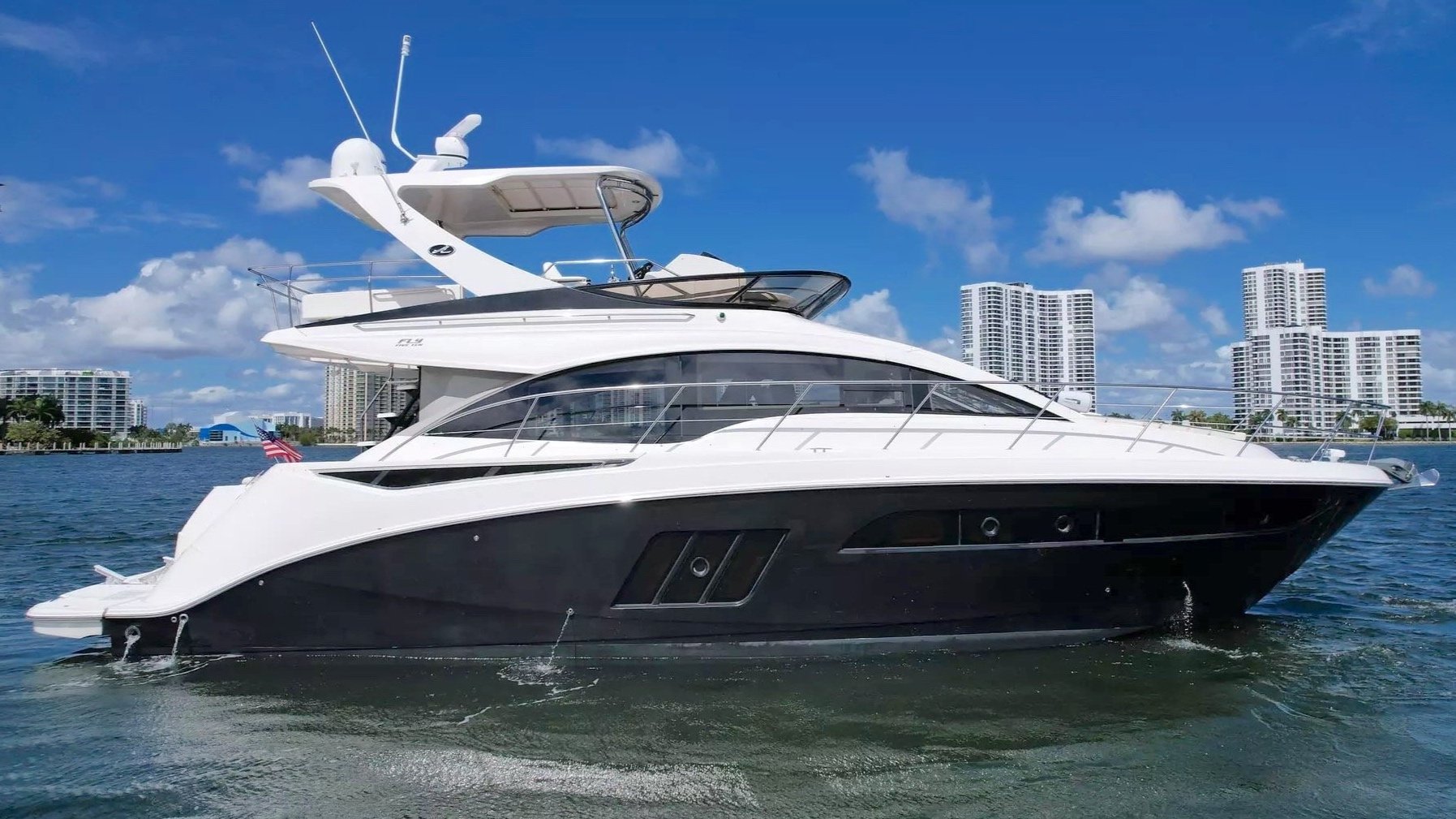 51 ft Sea Ray | From $2400 | 13 guest max