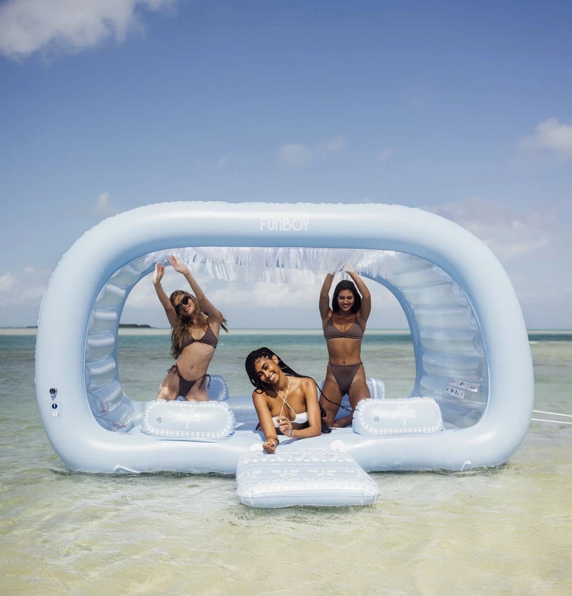 Miami_Yachting_Company_floating_cabana3.jpg