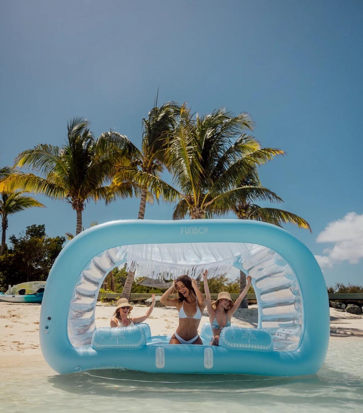 Miami_Yachting_Company_floating_cabana4.jpg