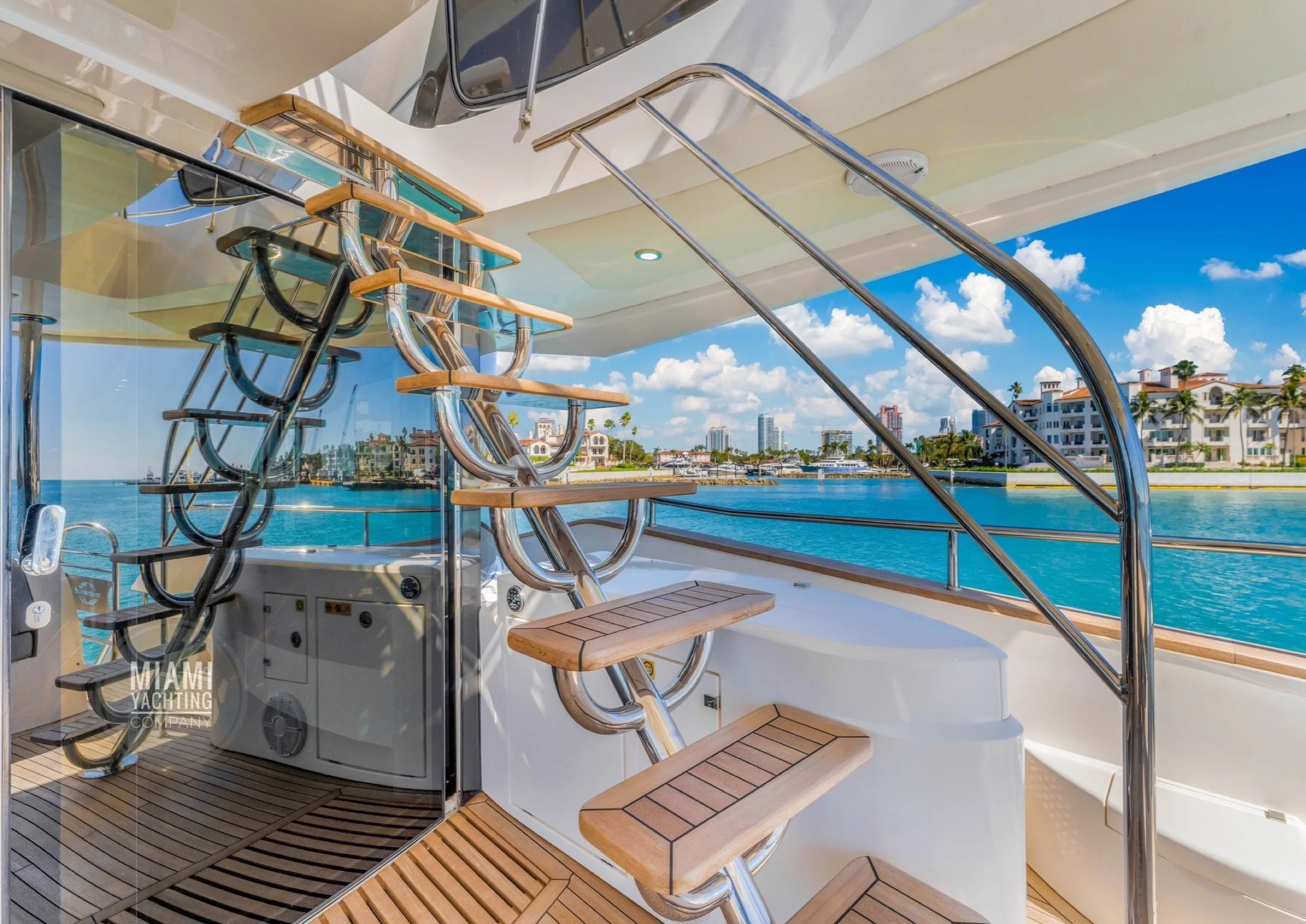 miami_yachting_company_92_Sunseeker27.jpeg