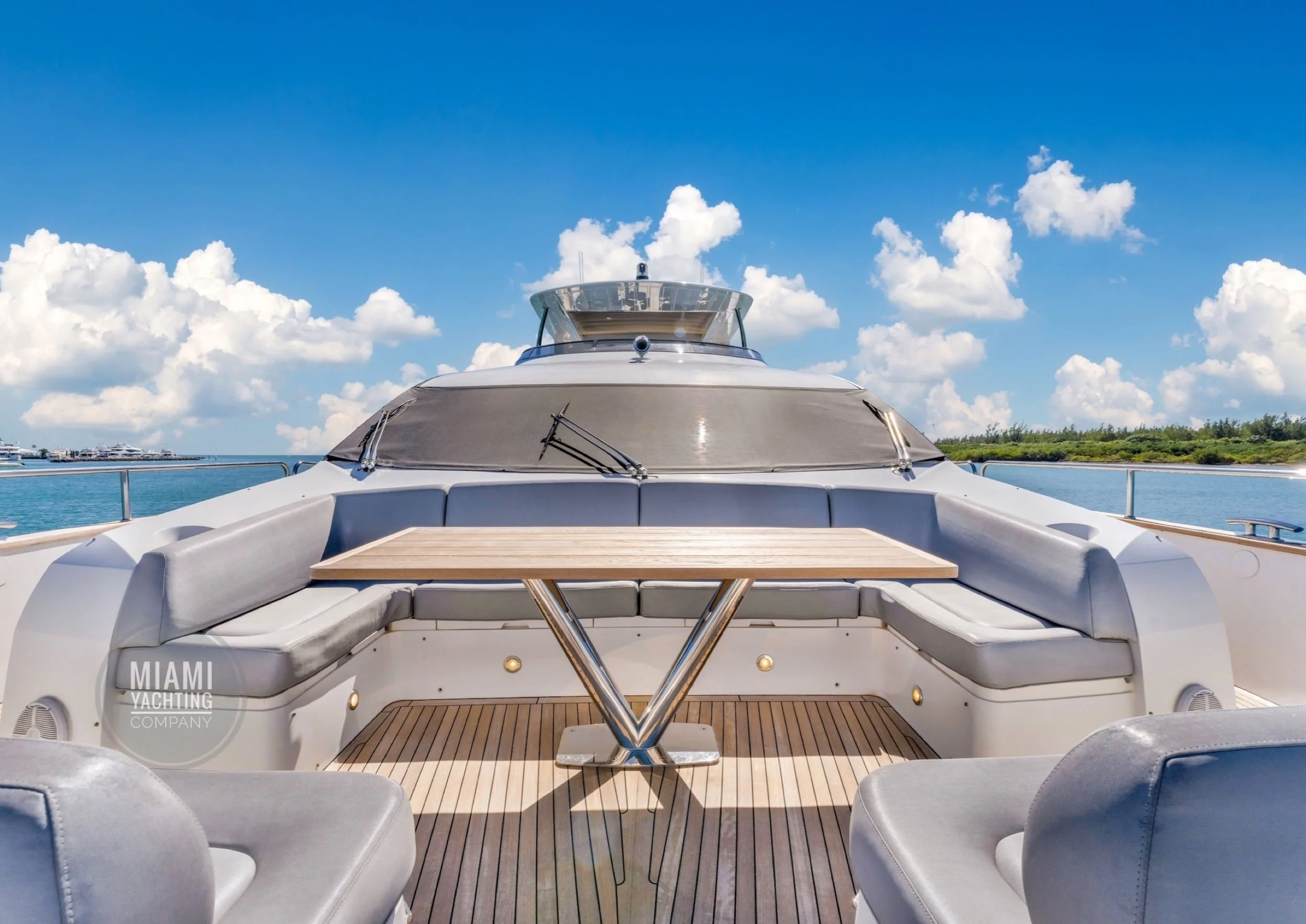 miami_yachting_company_92_Sunseeker56.jpeg