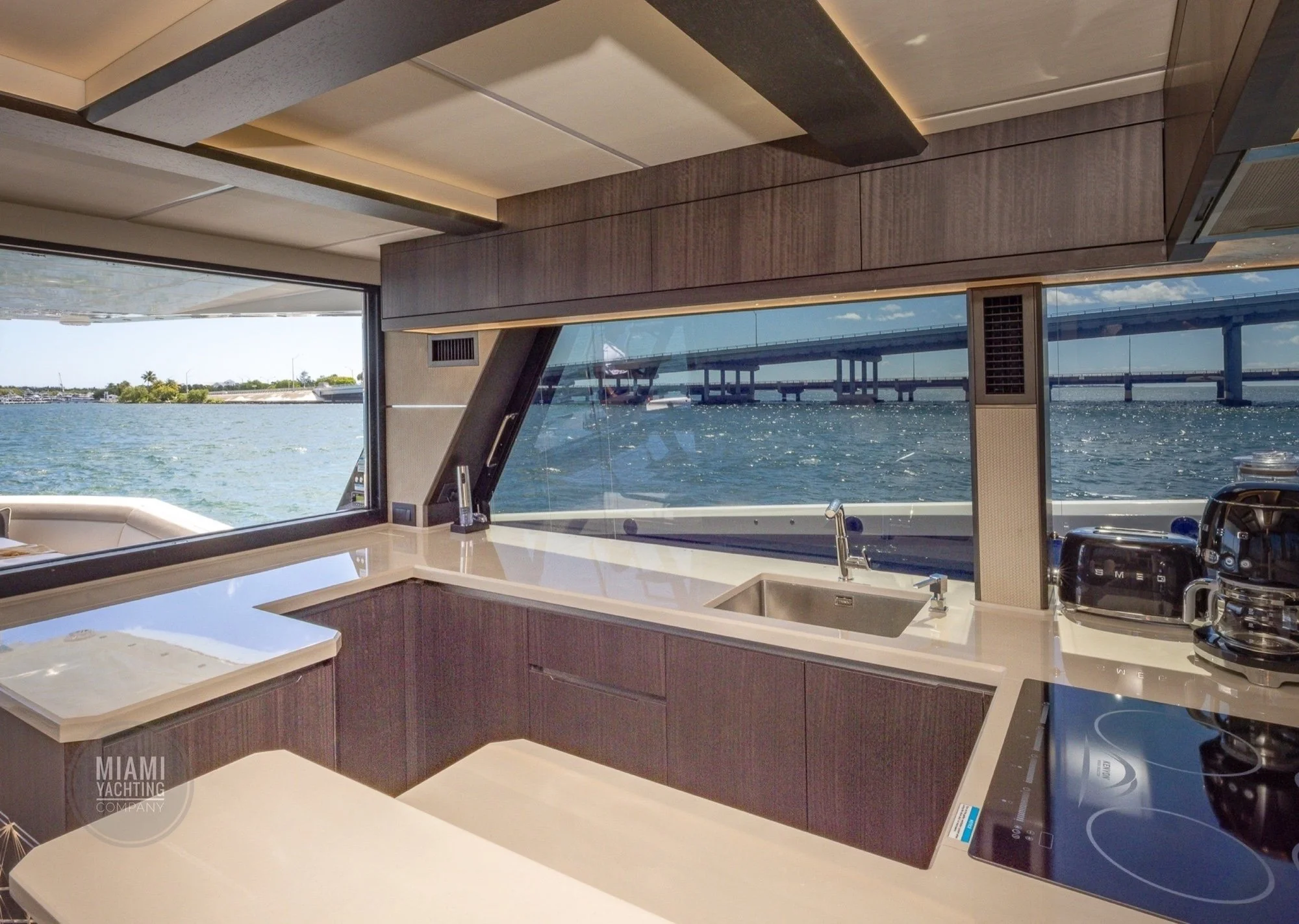 Miami_yachting_company_68_galeon_640_13.jpeg