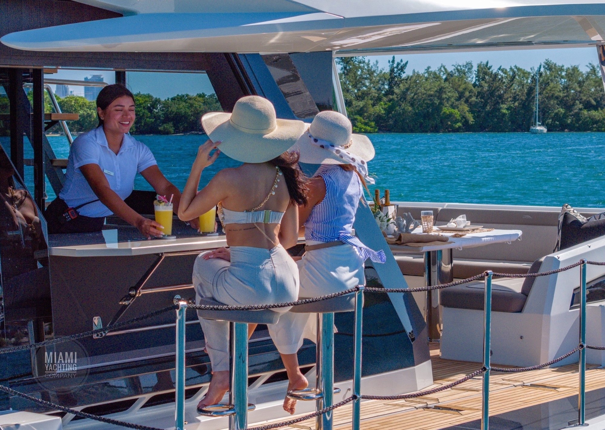 Miami_yachting_company_68_galeon_640_29.jpeg