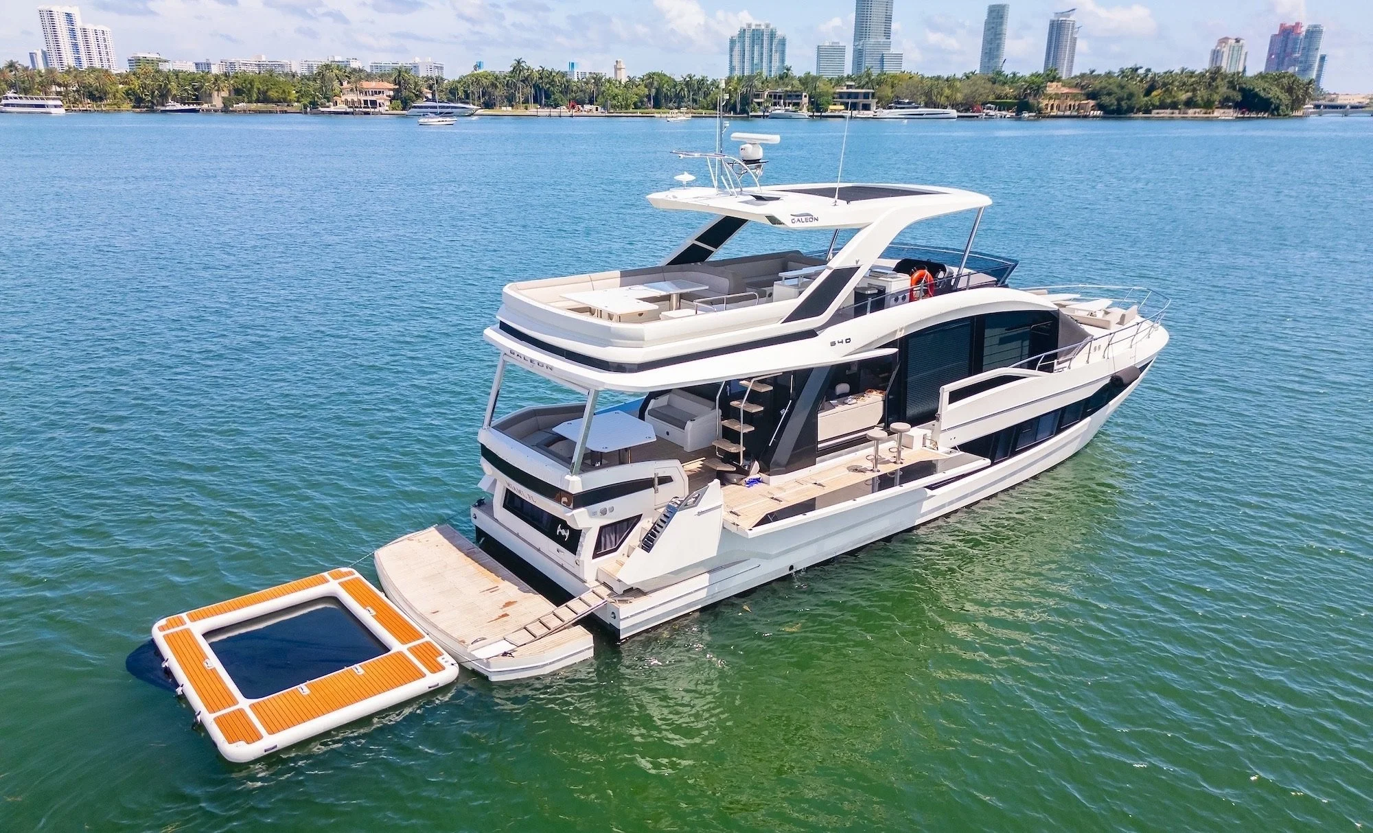 68 Galeon Fly | $4600 | 13 ⚘