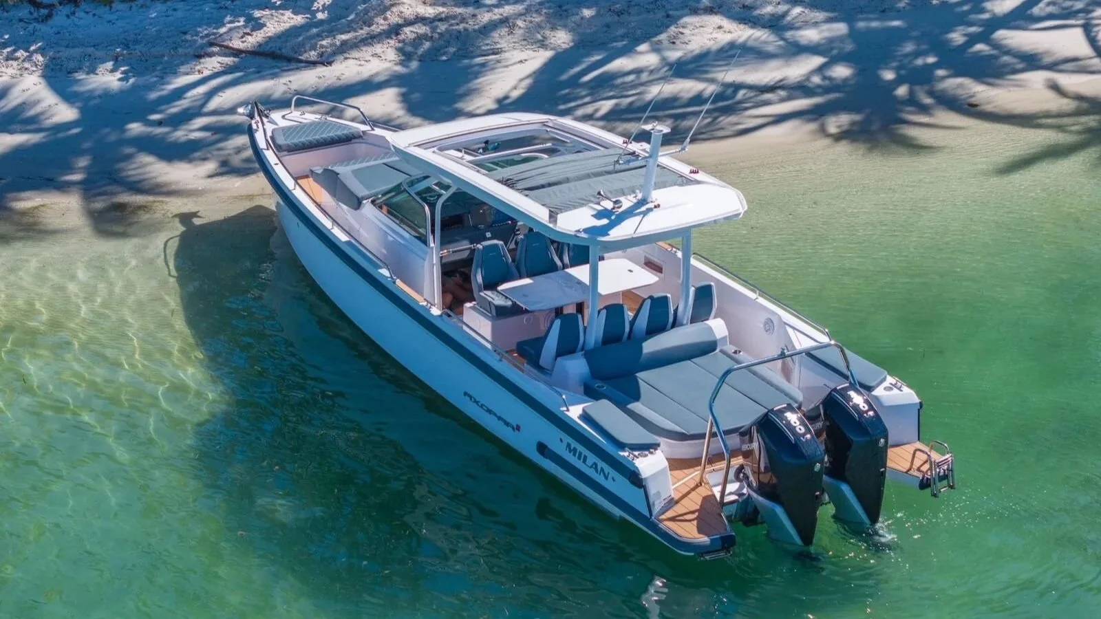 37 Axopar ST | $1700 | 13 ⚘