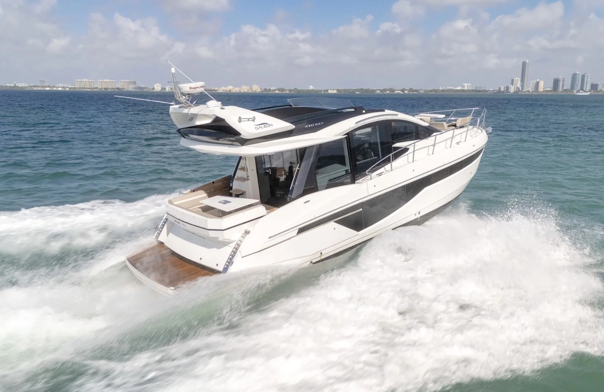 47 Galeon | $2100 | 13 ⚘