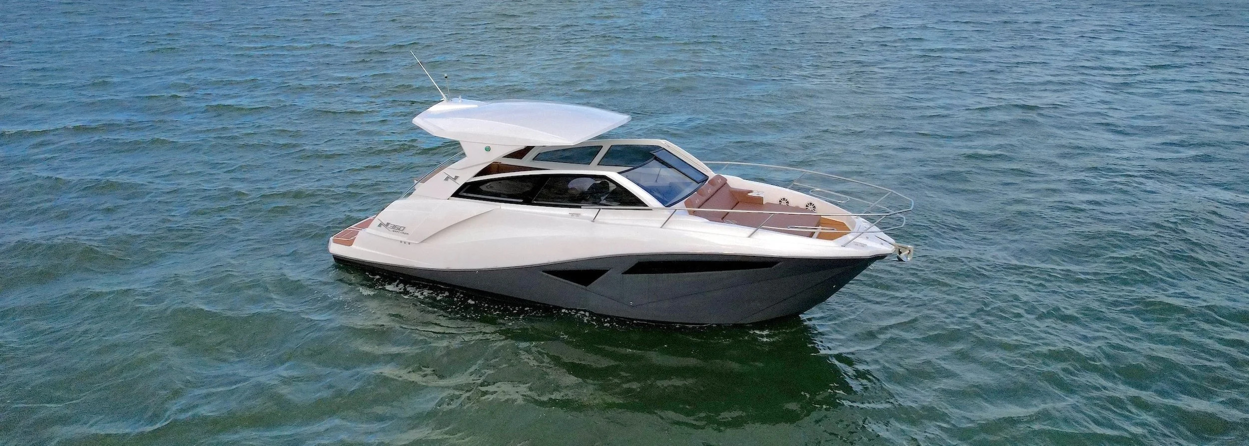 Miami_Yachting_Company_36_NX1 copy.jpeg