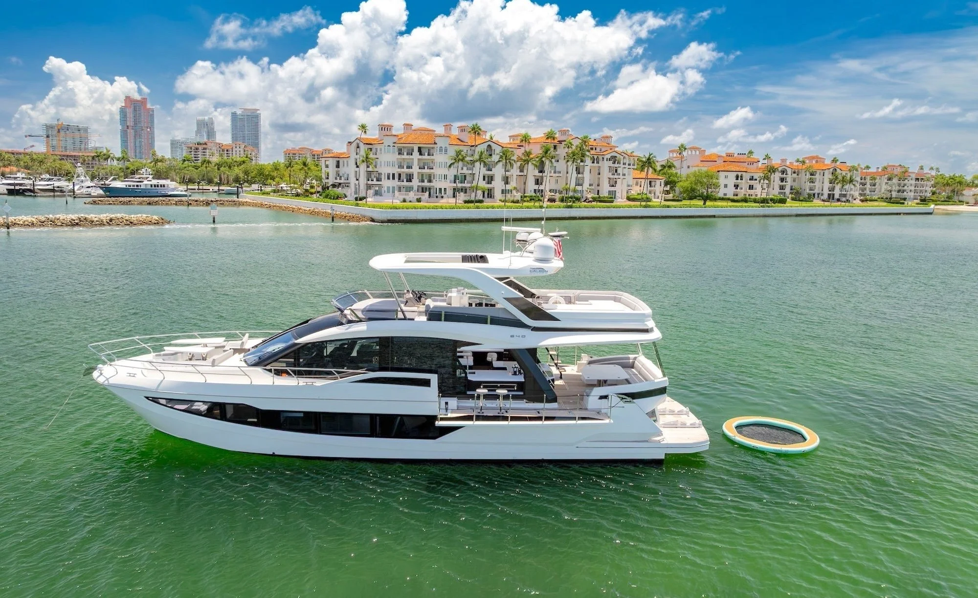 Miami_Yachting_Company_Galeon_sky_68_7.jpg