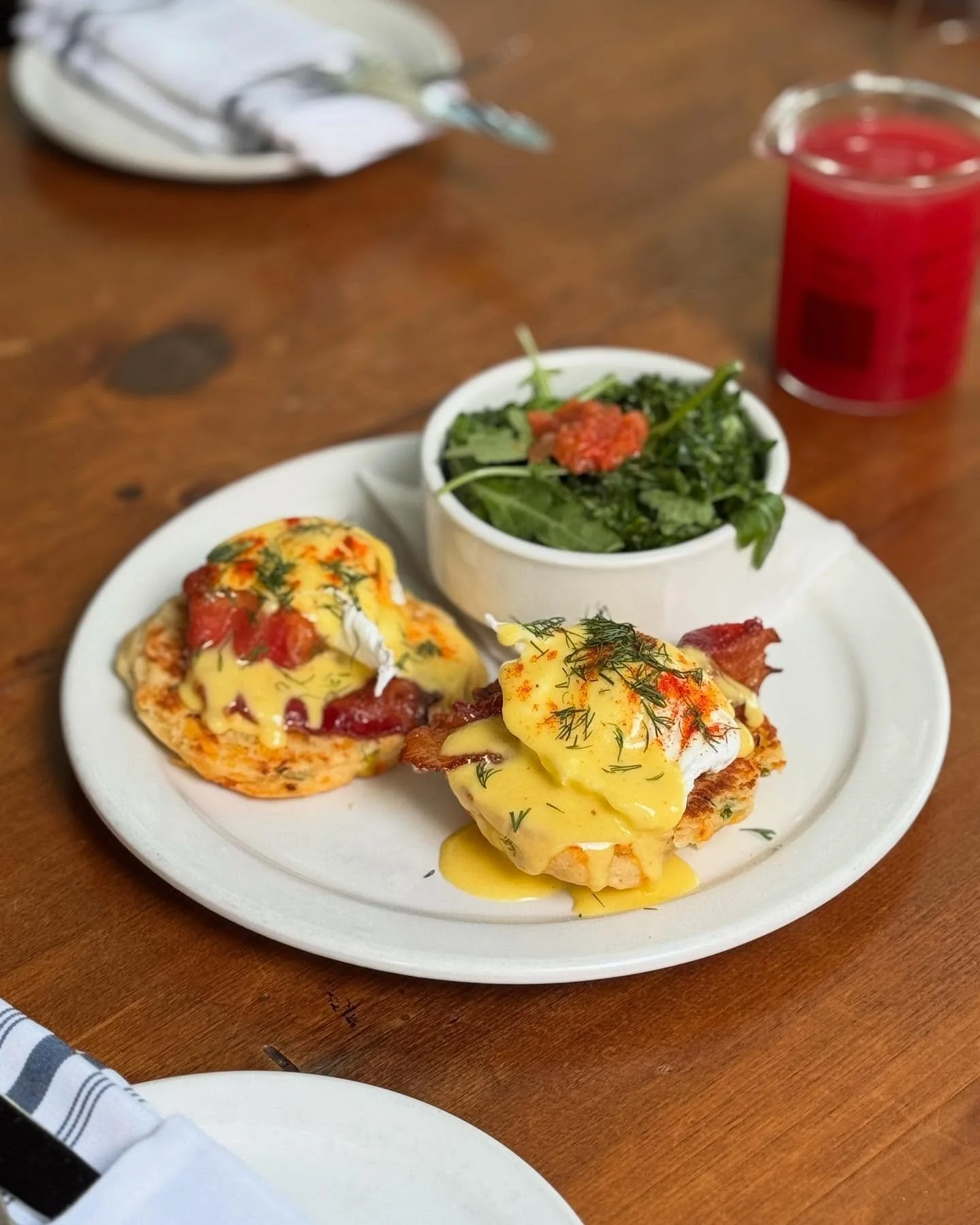 CLASSMATES!

You&rsquo;ve been asking for it - our lunch ladies have delivered! This weekends feature is&hellip;

Rosemary&rsquo;s Benny 🥓 🍳 

Joe&rsquo;s house-made cheddar chive biscuit, poached egg, rosemary bacon, spiced hollandaise, topped wit