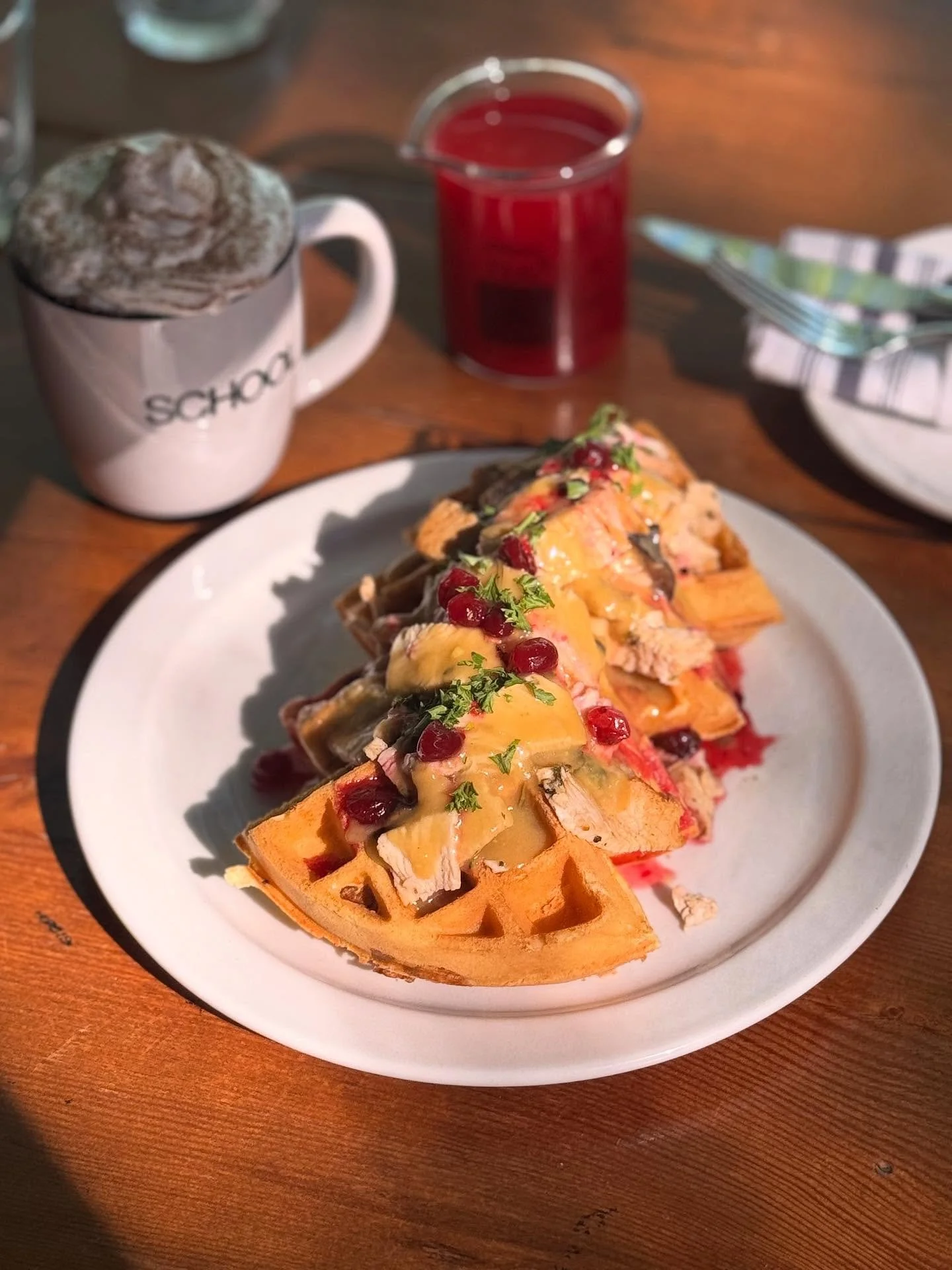 🚨SATURDAY TO MONDAY SPECIAL🚨

Introducing our head lunch lady&rsquo;s newest feature for the weekend: 

SCHOOLSGIVING WAFFLE! 🦃

Stuffing stuffed waffle, roasted turkey breast, rosemary mushroom gravy, house made cranberry sauce! 

Available durin