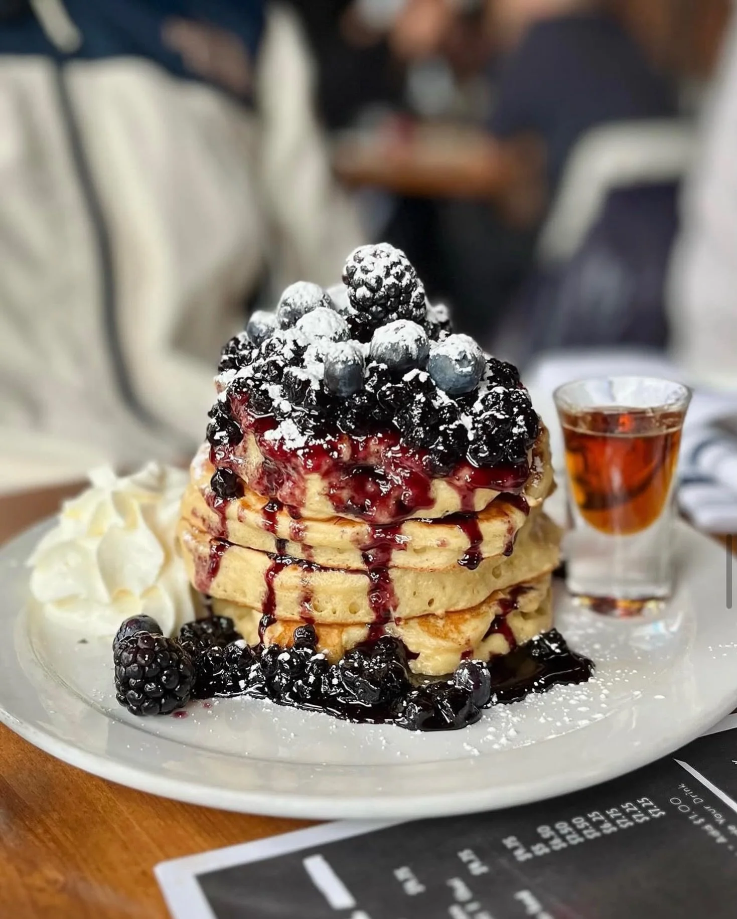 Already thinking about the long weekend? Same. 🥞🫐

Consider this your sign to walk into SCHOOL, grab a seat and order our Black &lsquo;N Blue Flapjacks.

Black and blueberry sauce, maple syrup, brown sugar butter and whip.. basically everything req