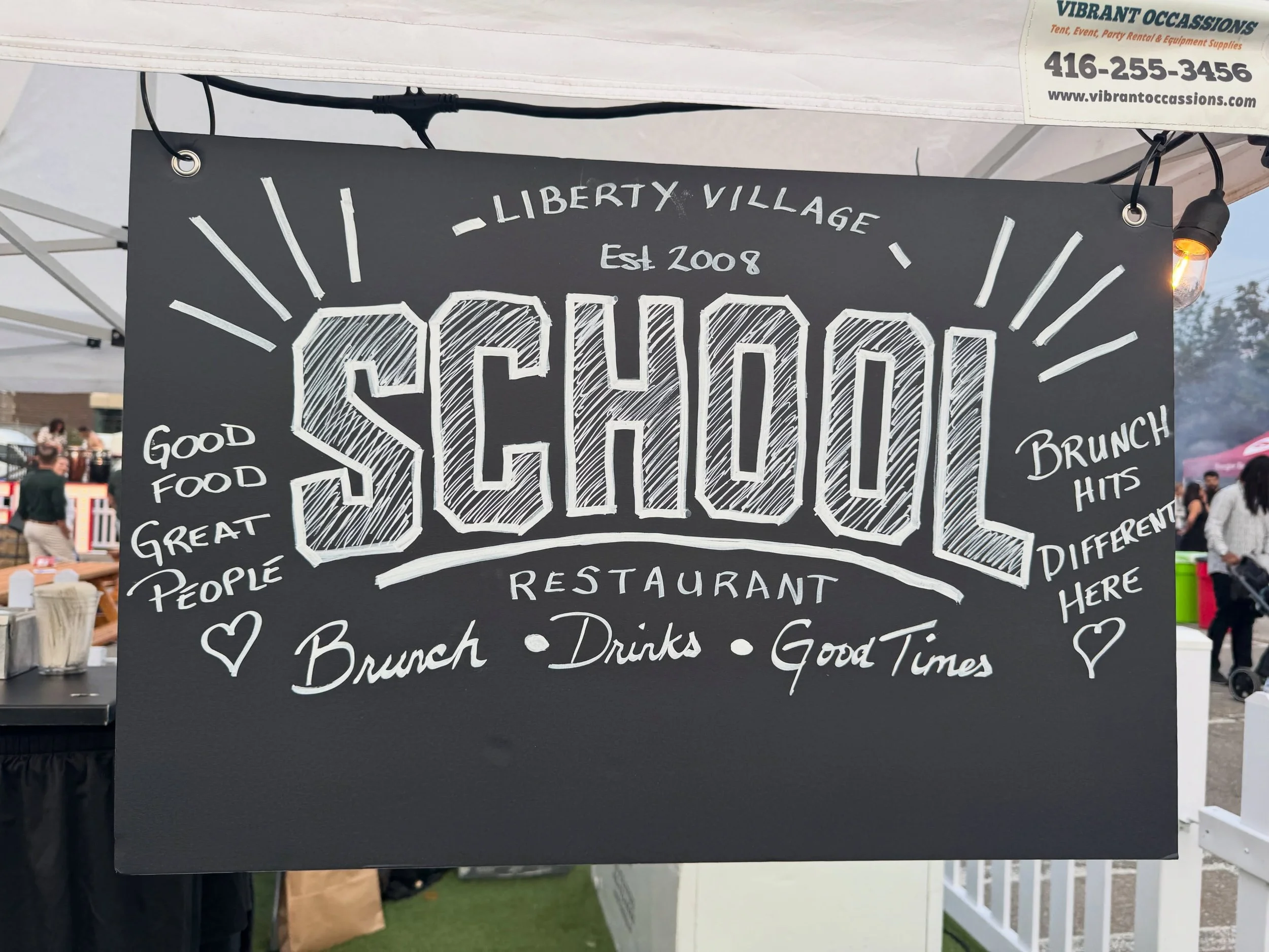 When the principal has better chalkboard handwriting than the rest of the class. ✏️

One of our signs from Give Me Liberty, hand-drawn by our manager for the SCHOOL booth!

Honestly this may deserve permanent placement on campus. 🤓

#schoolresto #li