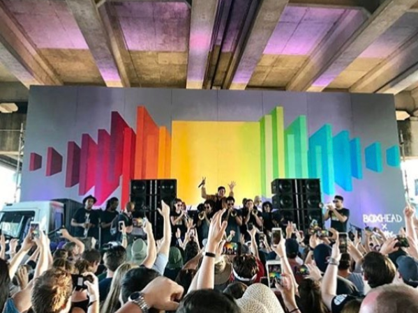 'BOXHEAD x Pretty Lights' concert backdrop mural for New Orleans Jazz Festival