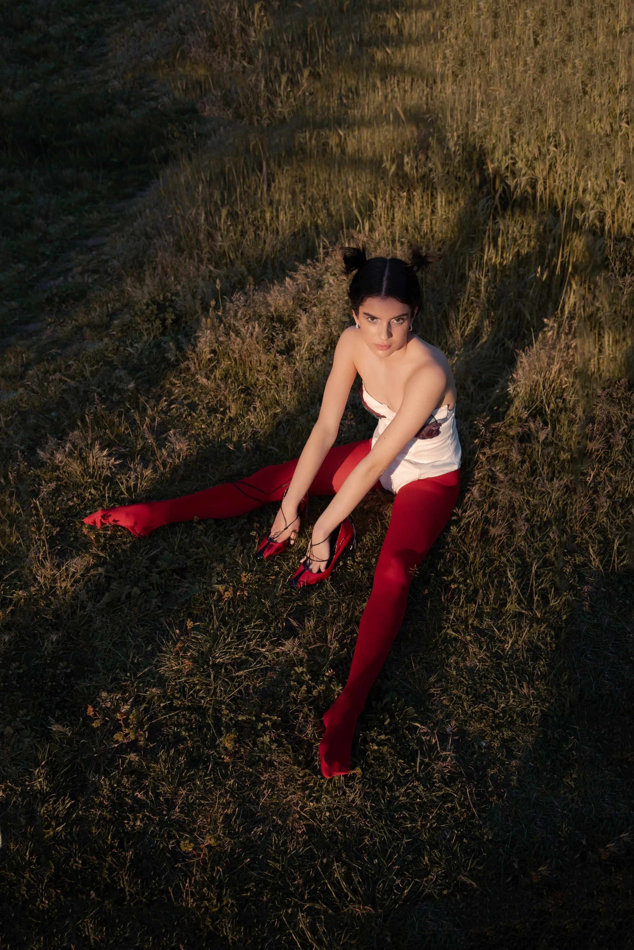 V look 2.jpg