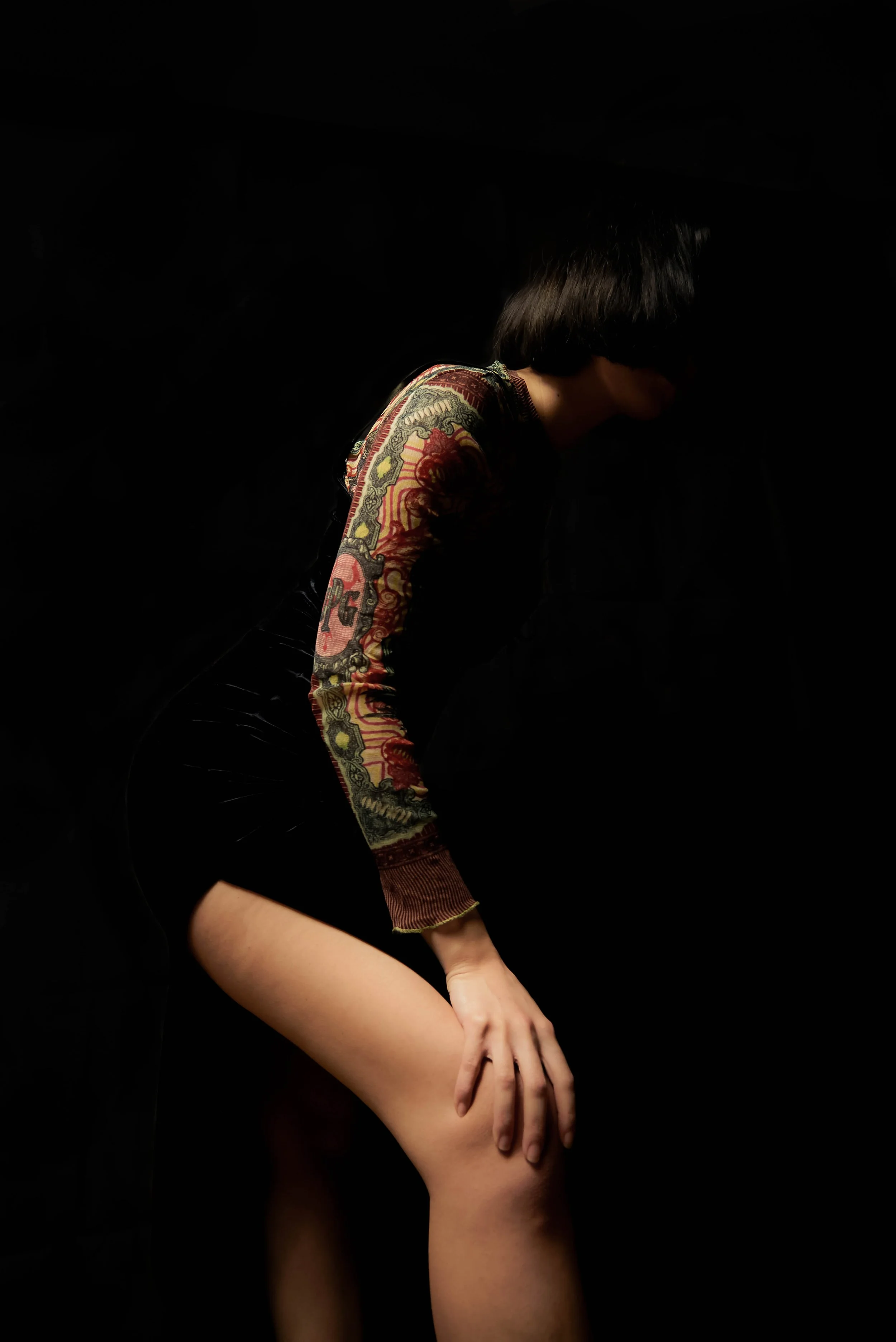 BRIGHT-DARK7.jpg