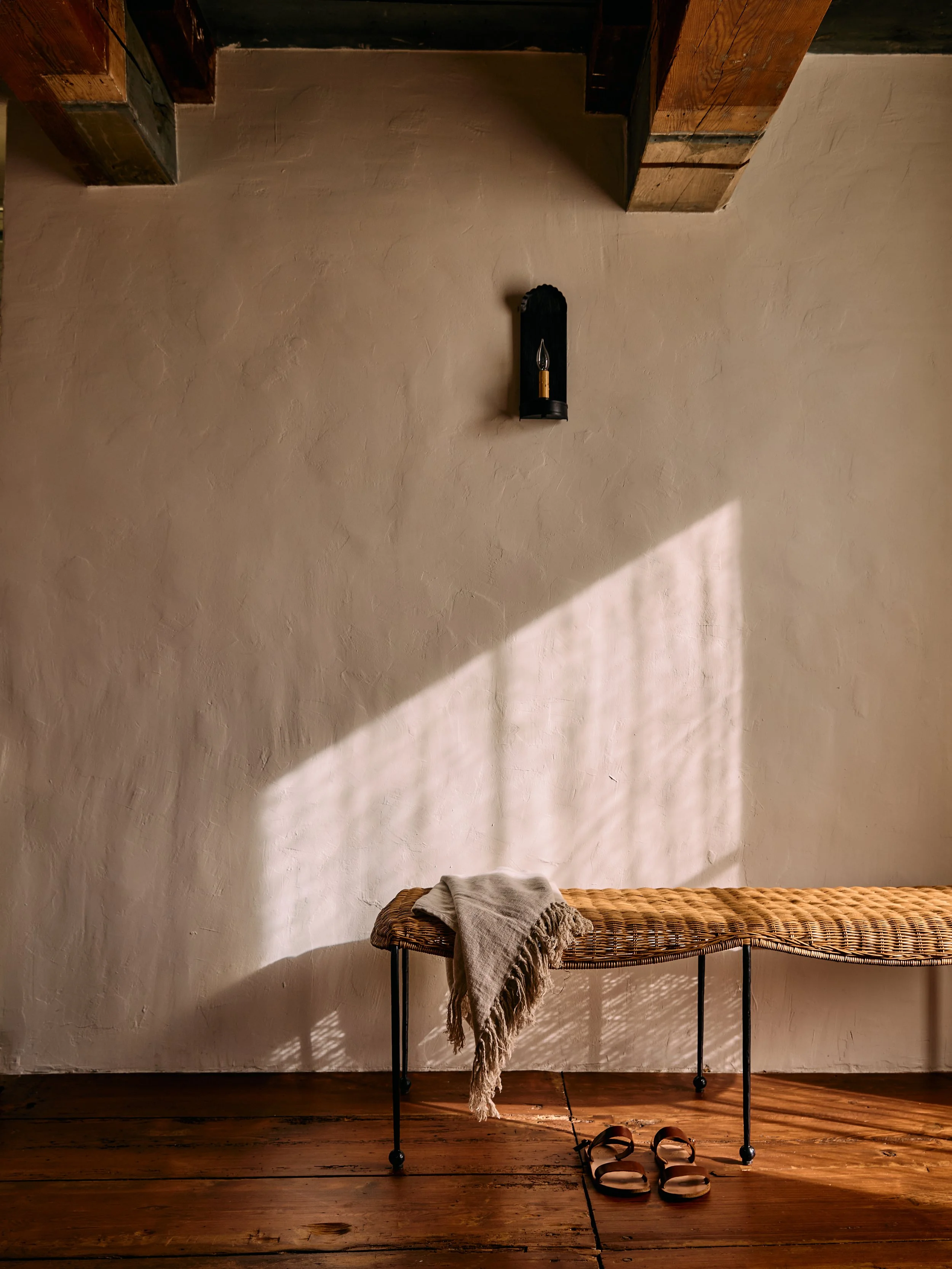Woven.Stonehouse.BTS.Selects.DaniCase.2025a_149.JPG