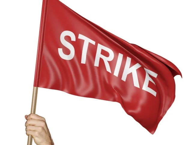  A Nation on Strike