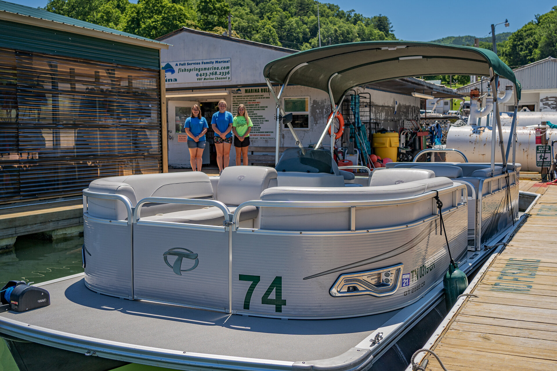 Pontoon Boats Smith Mountain Lake