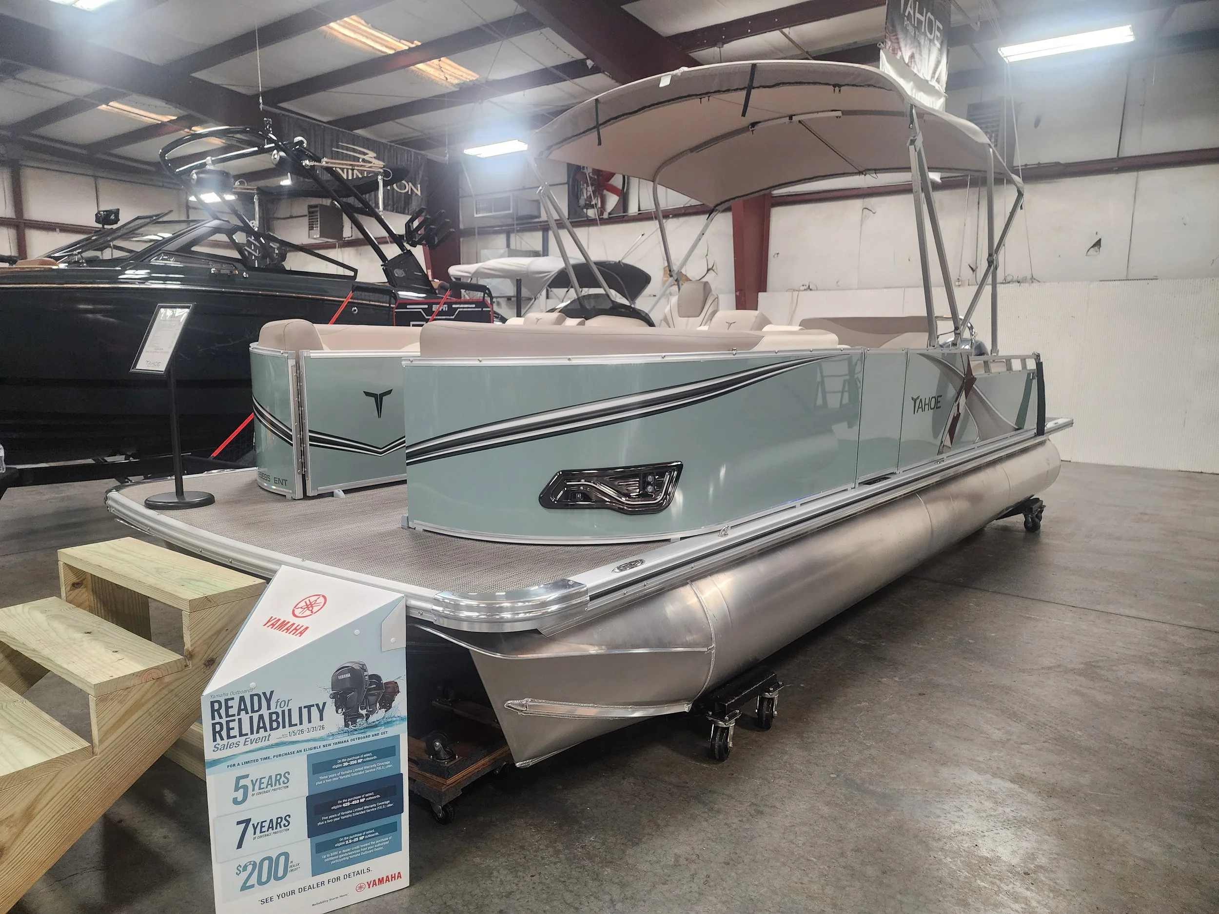 2026 Tahoe LTZ2385 ENT Tri-toon with Yamaha F200, HIN: DVN73145G526