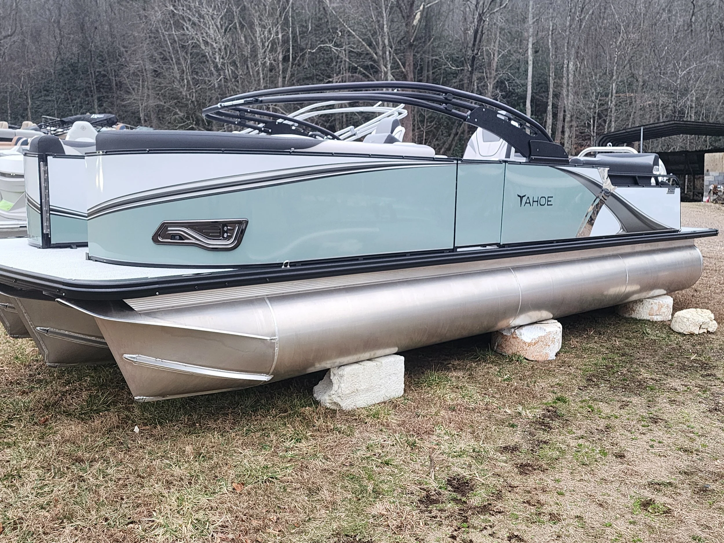 2026 Tahoe LTZ2585 QLS Tri-toon with Yamaha F250XB2 Outboard HIN: DVN73133G526