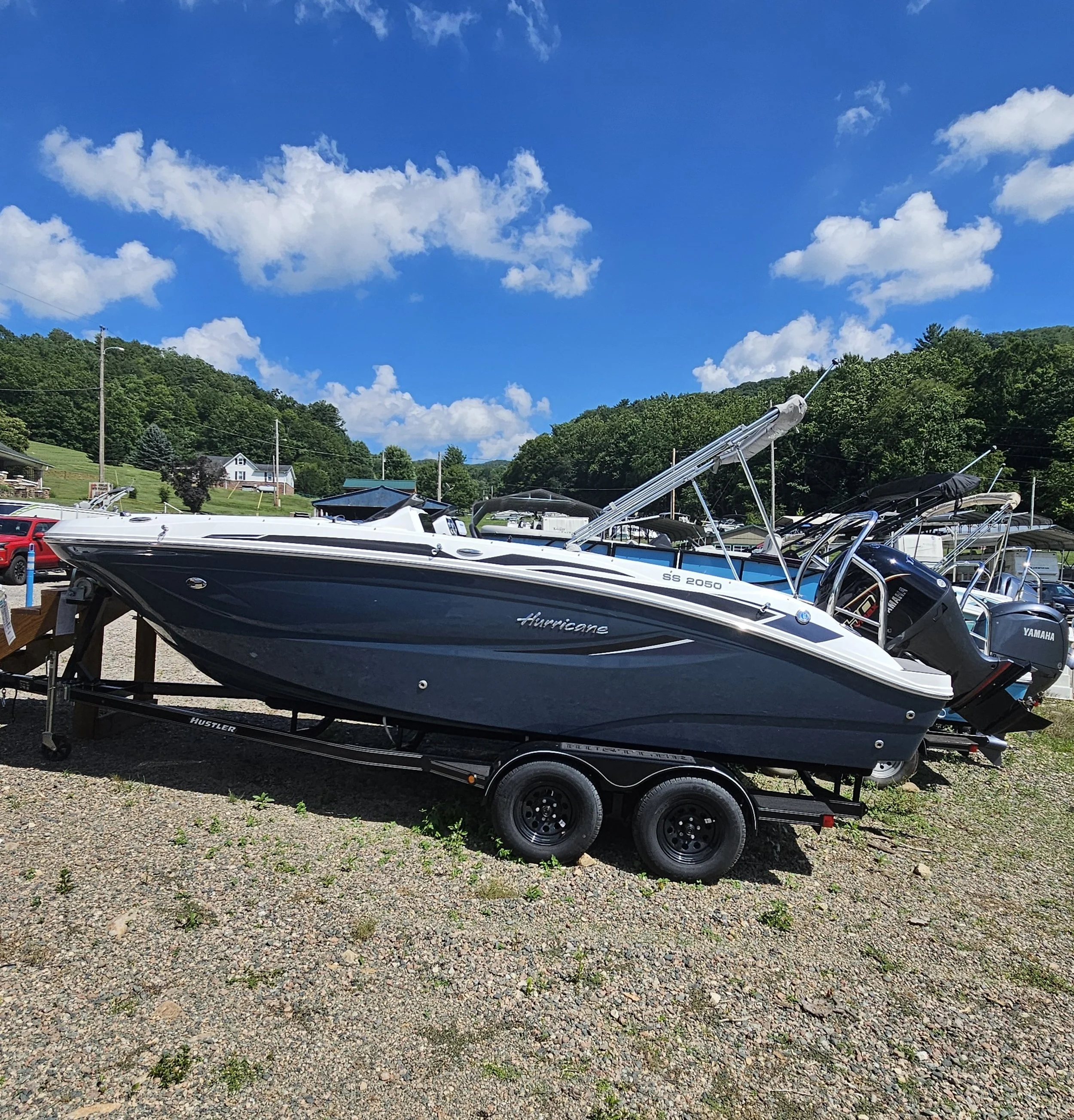 REDUCED TO $64,936.55!! 2025 Hurricane Sundeck Sport SS2050 OB w/Yamaha VF175 SHO Engine, 2025 Hustler Trailer with Surge Brakes (78598)