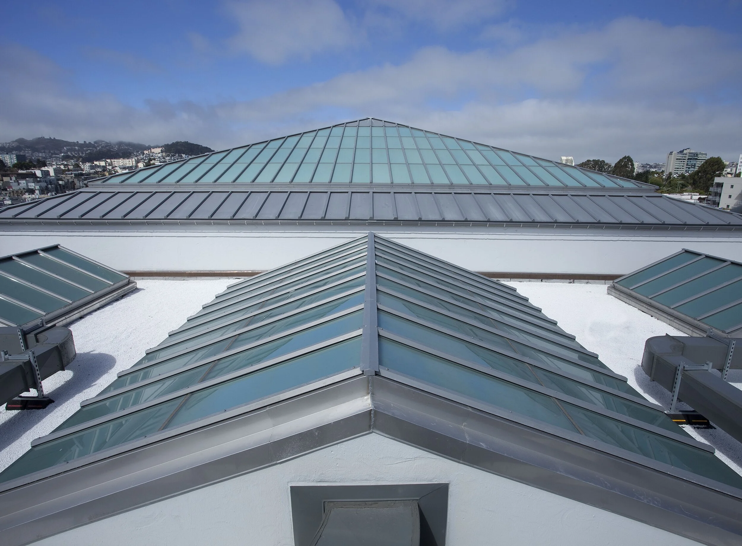 SAN FRANCISCO WAR MEMORIAL VETERANS BUILDING
