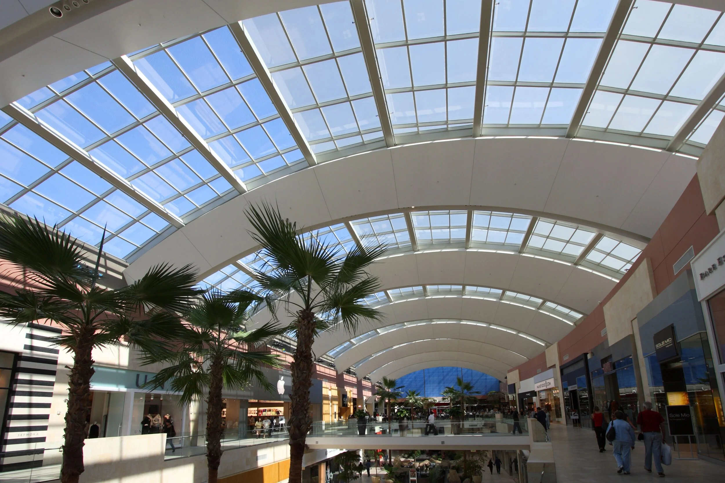 WESTFIELD TOPANGA MALL