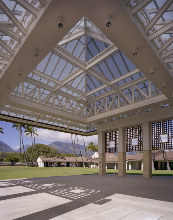 MAUI ARTS &amp; CULTURAL CENTER