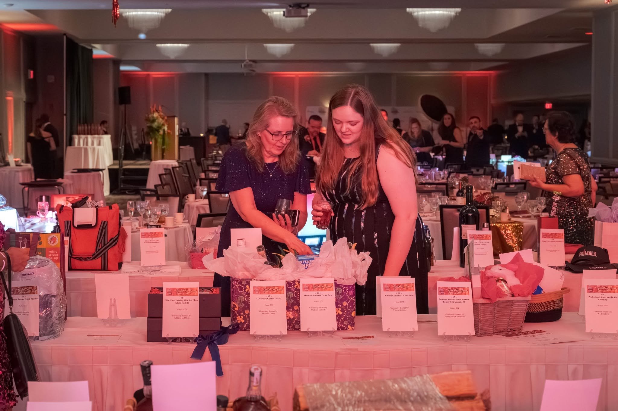 Do-Good-Wisconsin-2026-Gala-for-good-9.jpg