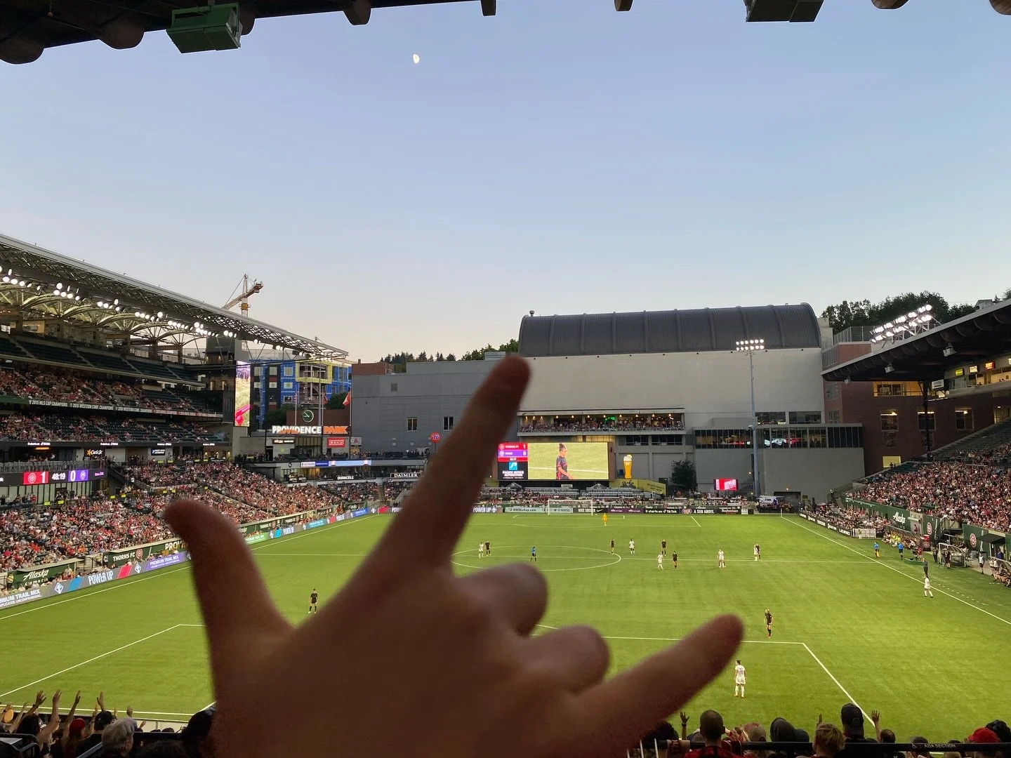 Another massive moment for women&rsquo;s sport: 2025 NWSL Grand Final. This Saturday Washington Spirit vs. NJ/NY Gotham FC Kickoff: 5:00 PM. Everybody watches women&rsquo;s sports on #DINGOTRON @dingospubpdx 

#NWSL #NWSLFinal #WomensSoccer #GrandFin