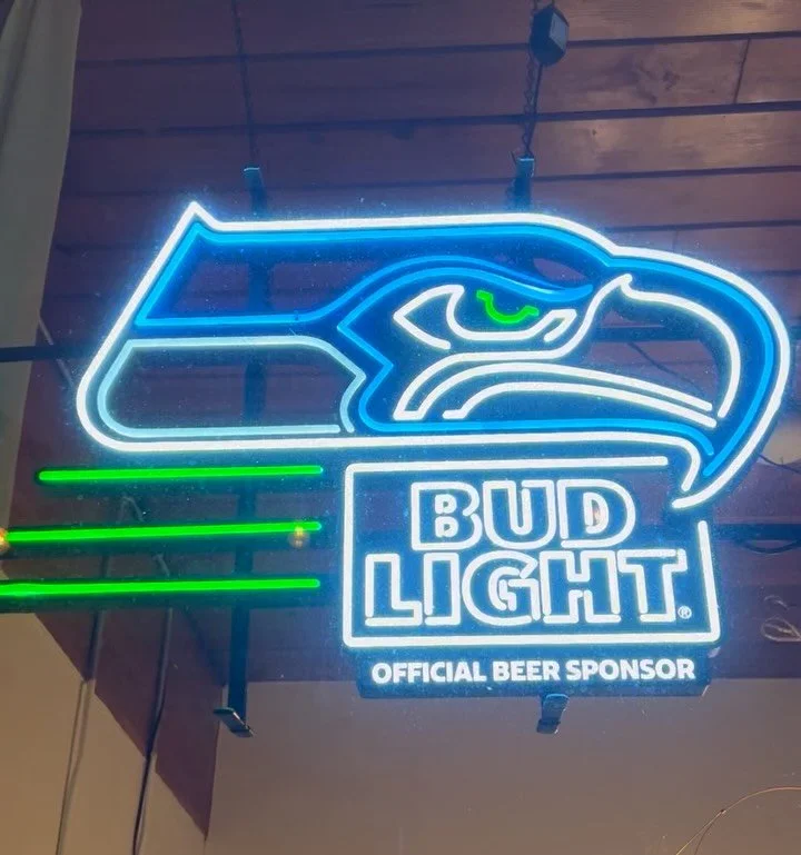 In case you didn&rsquo;t know it - we&rsquo;re a Seahawks bar, so expect plenty of blue and green this Saturday, January 17 at 5:00 pm as we take on the 49ers. Big NFC Rivals, big stakes, good vibes. You can expect #dingotron, drinks cold, food flowi