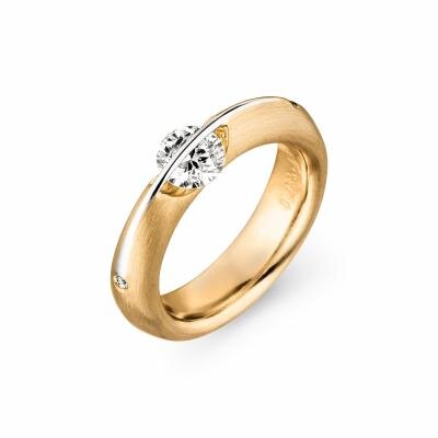 Liberte solitaire ring in yellow gold.jpg