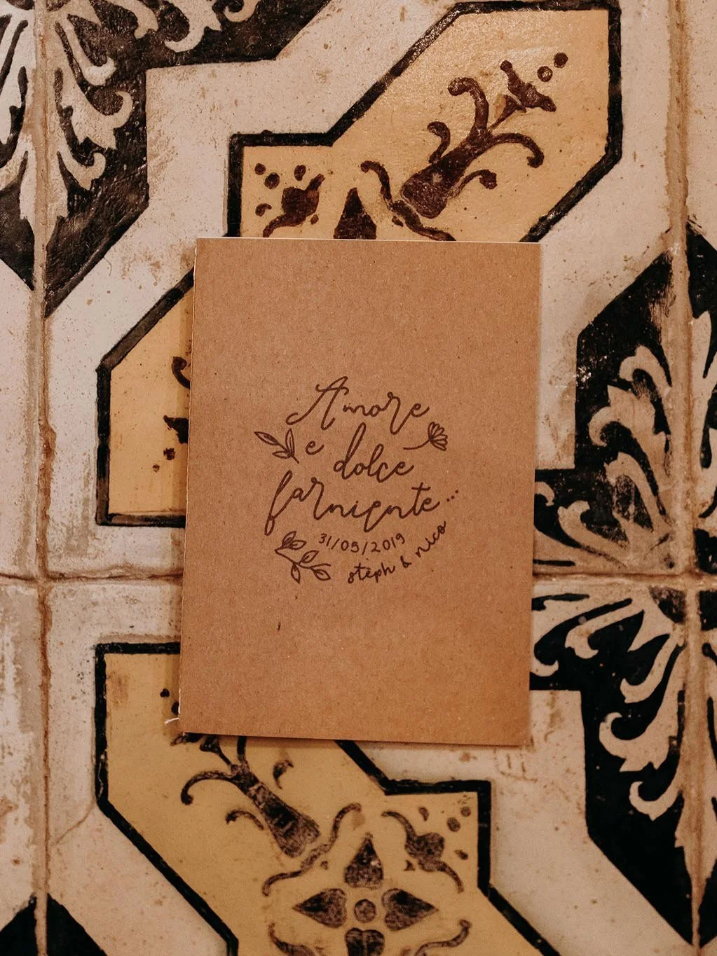 Allons-y-Alonso-artisan-designer-graphique-papeterie-surmesure-mariage-terracotta-simple-naturel-italie-Wedding-Photographer-Castello-di-Montalto-Tuscany-SN-215.jpg