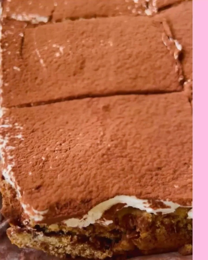 Winter tip: stay warm, stay cosy, stay Tiramisu Blondie-supplied. 👍🏼🍫☕️✨ Available at @opcoffeeco + @tideandearth 🤜🏼🤛🏼💫