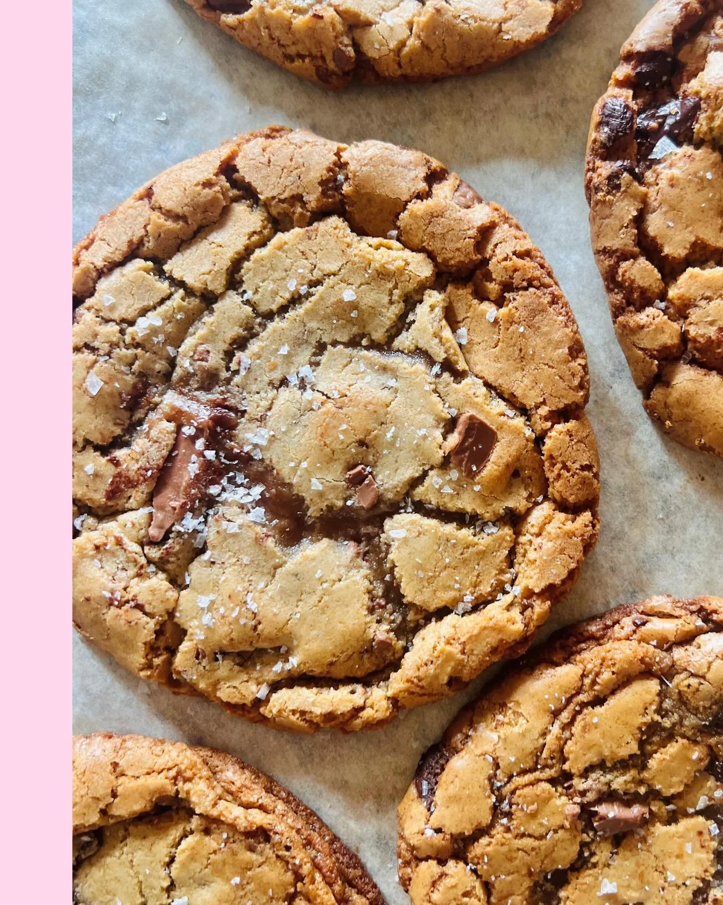 Sea Salt Hazelnut Chocolate Chunk Cookies - always a good idea 🌝🍪🌰🍫👍🏼 Salty, sweet, nutty, chocolatey, chewy on the inside &amp; crisp on the outside. We go by.. &lsquo;One more won&rsquo;t hurt&rsquo; 🌝🌝🍪👍🏼👍🏼👍🏼💫 Available every Fri &